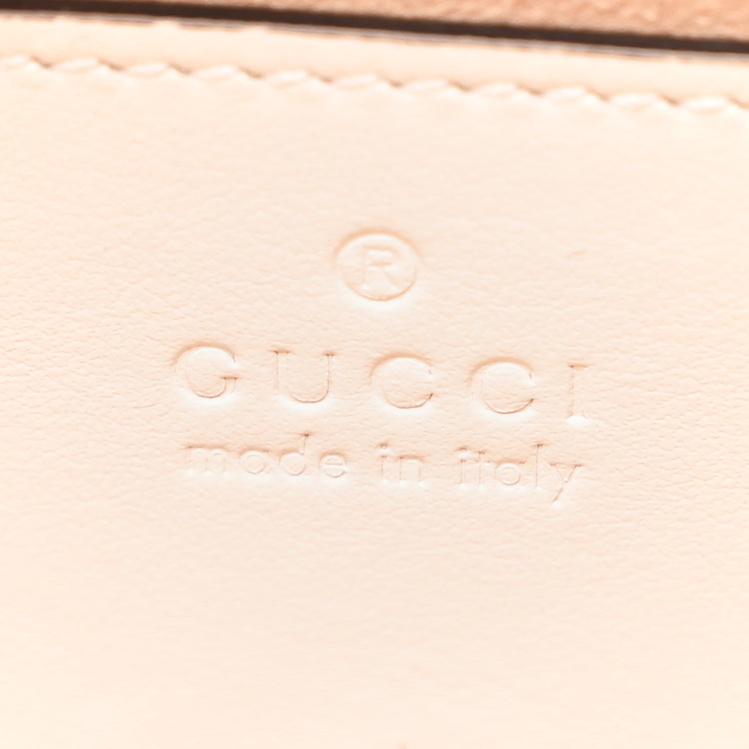 Calfskin Matelasse Aria Small GG Marmont Chain Shoulder Bag Mystic White