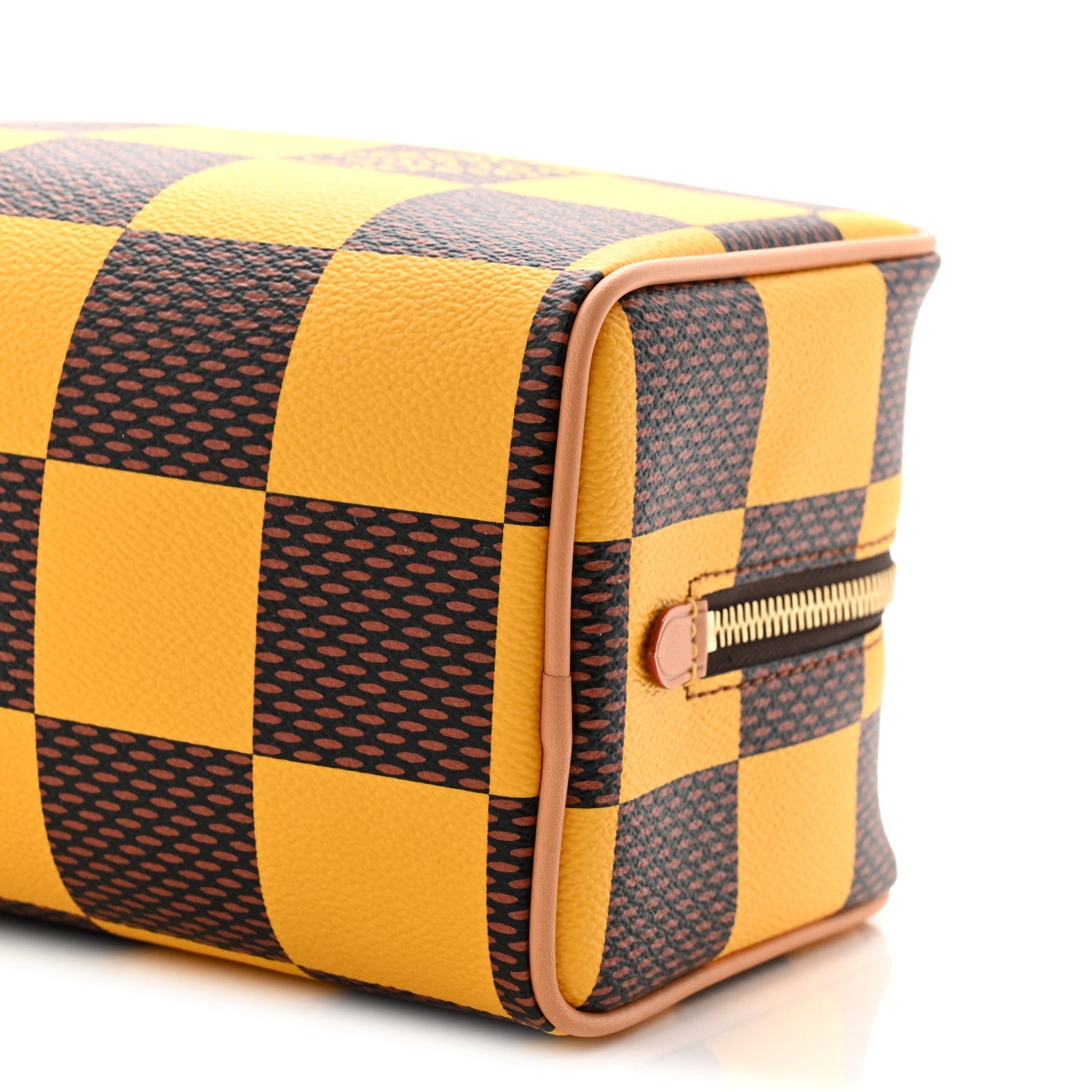 Damier Pop Dopp Kit Toilet Pouch Jaune Mat