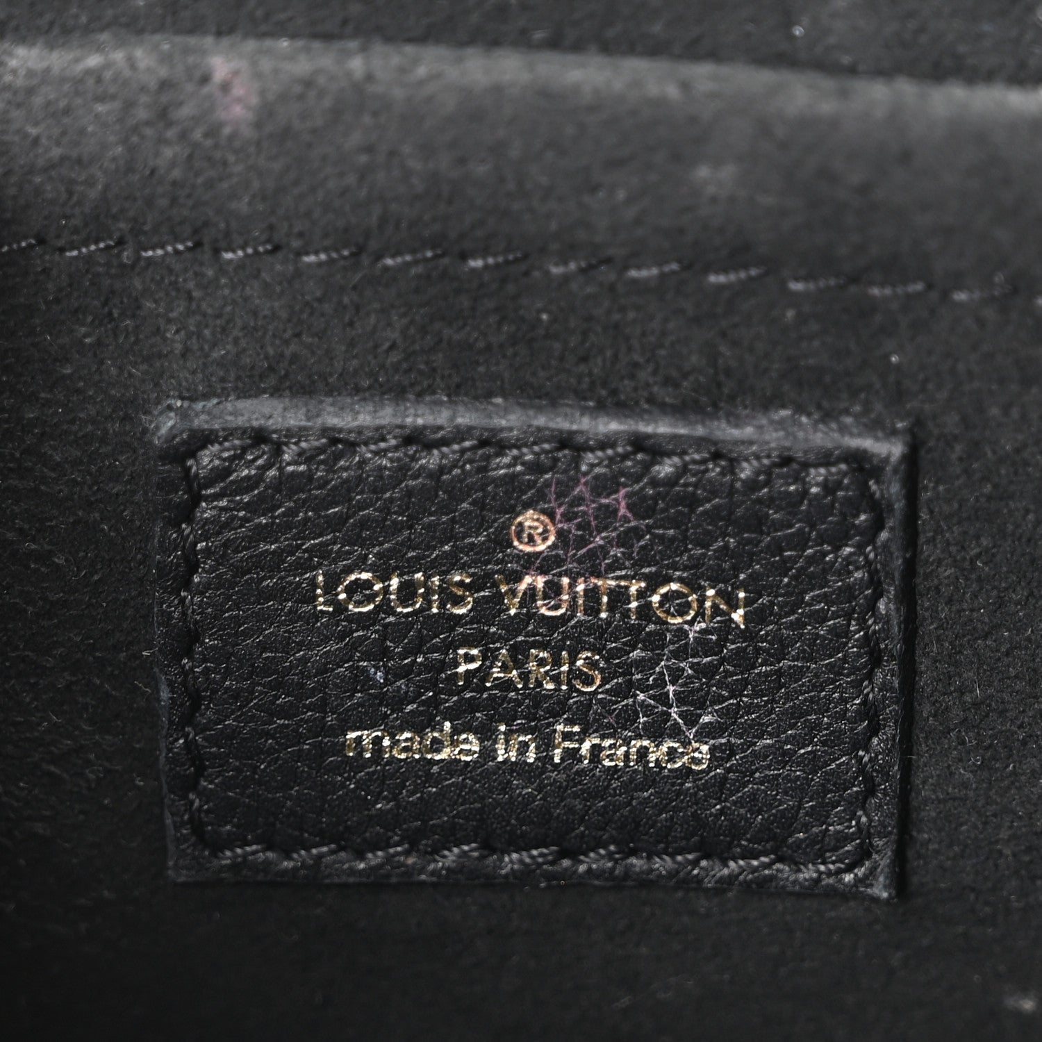 Grained Calfskin Lockme Tender Black