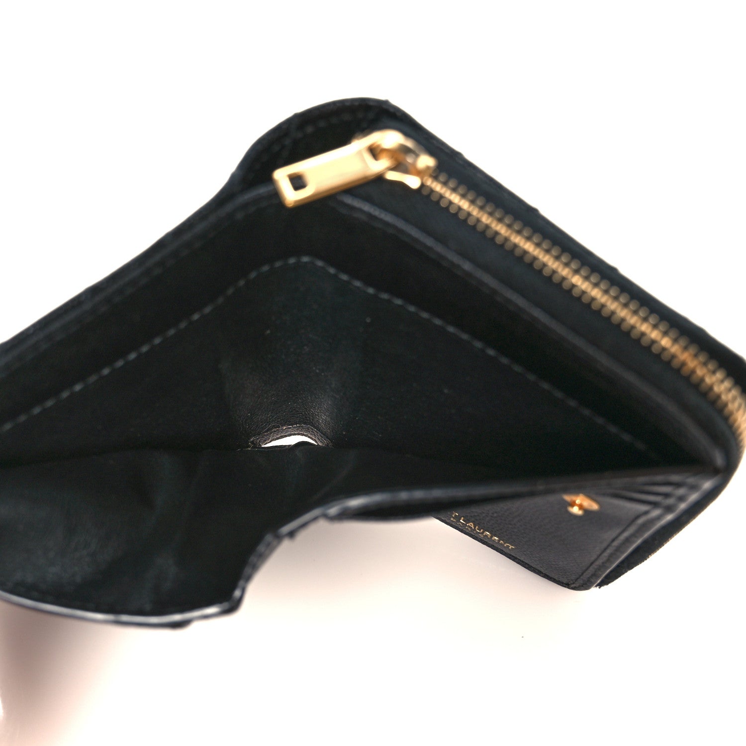 Grain De Poudre Matelasse Chevron Monogram Compact Zip Around Wallet Black