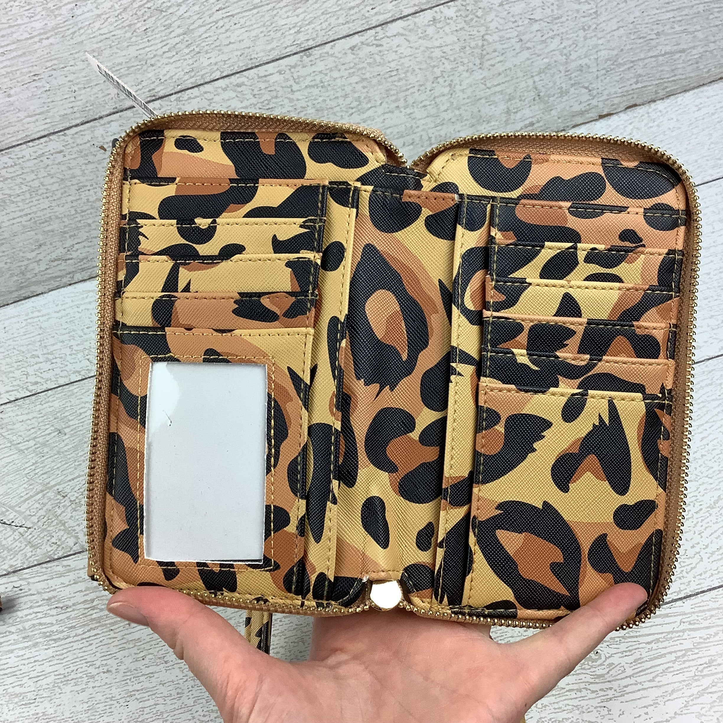 Crossbody By Simply Southern, Size: Small
