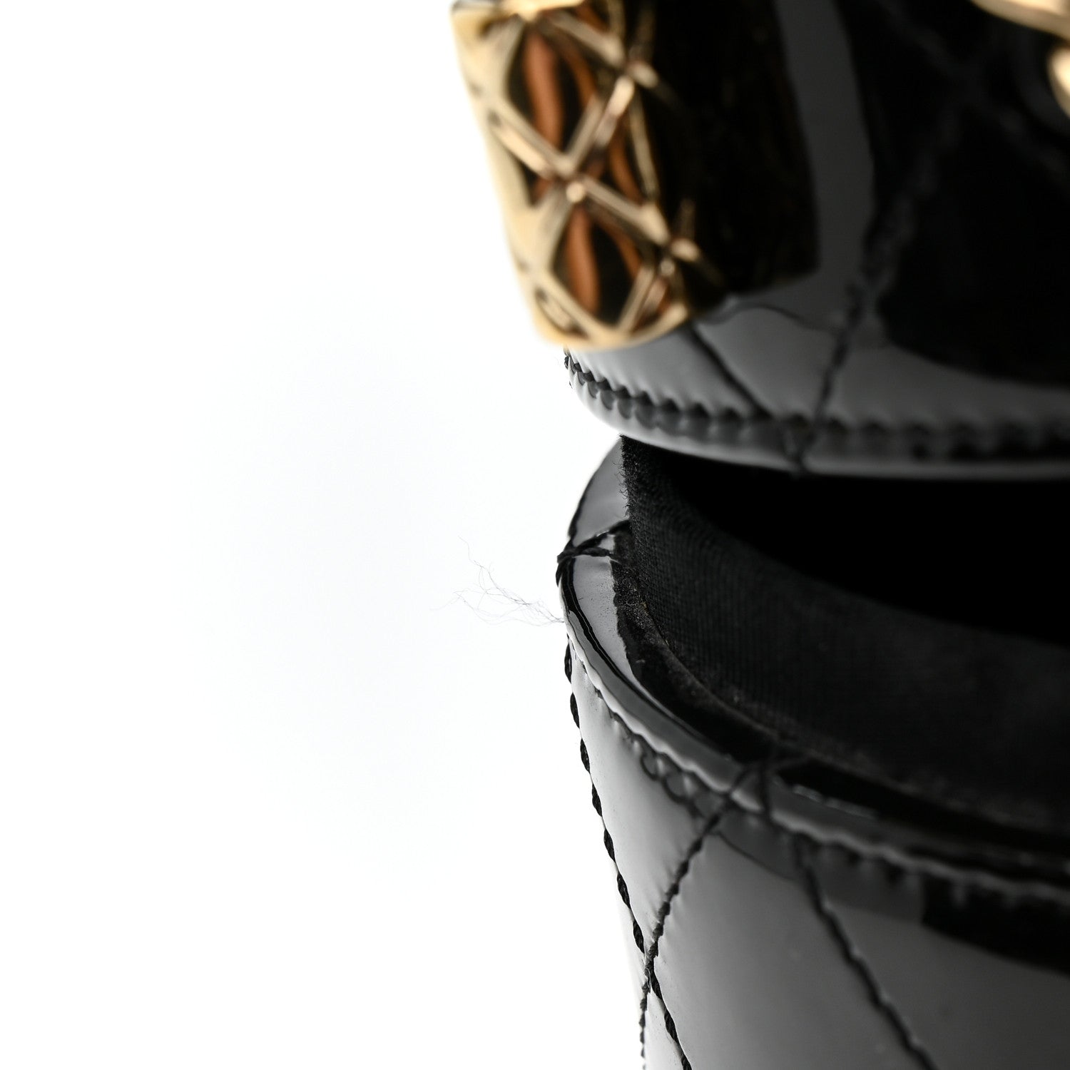 Patent Quilted Round Clutch With Chain Black