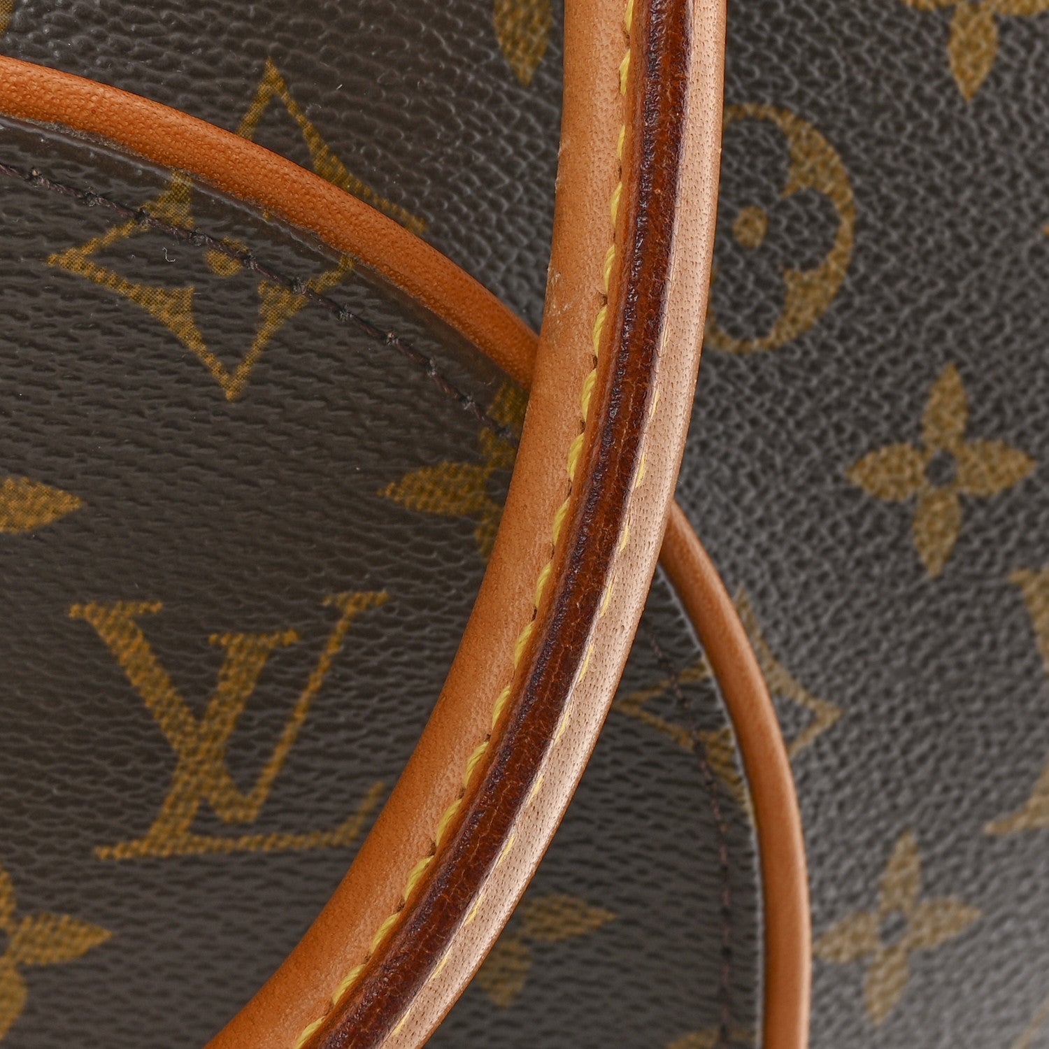 Monogram Ellipse MM