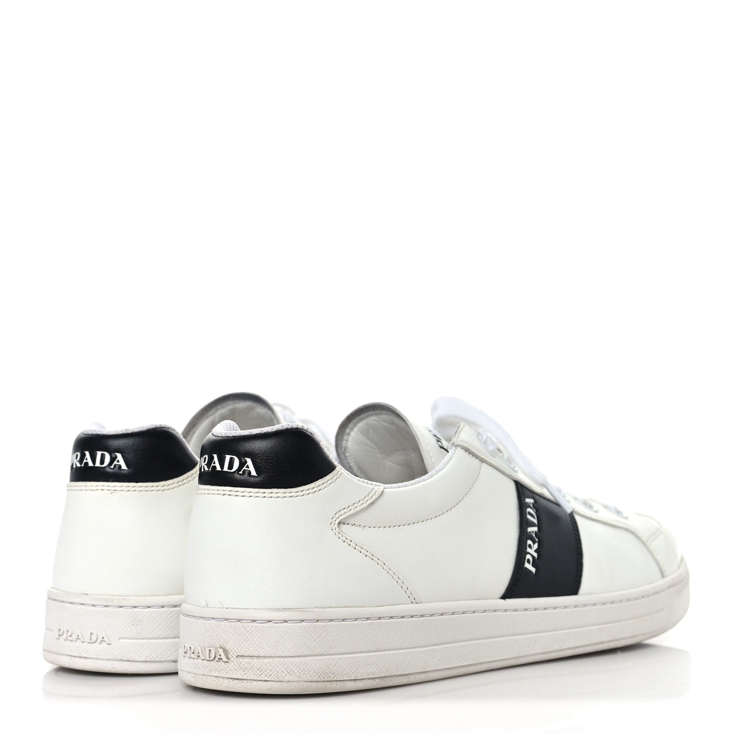 Calfskin Mens Low Top Sneakers 9 White