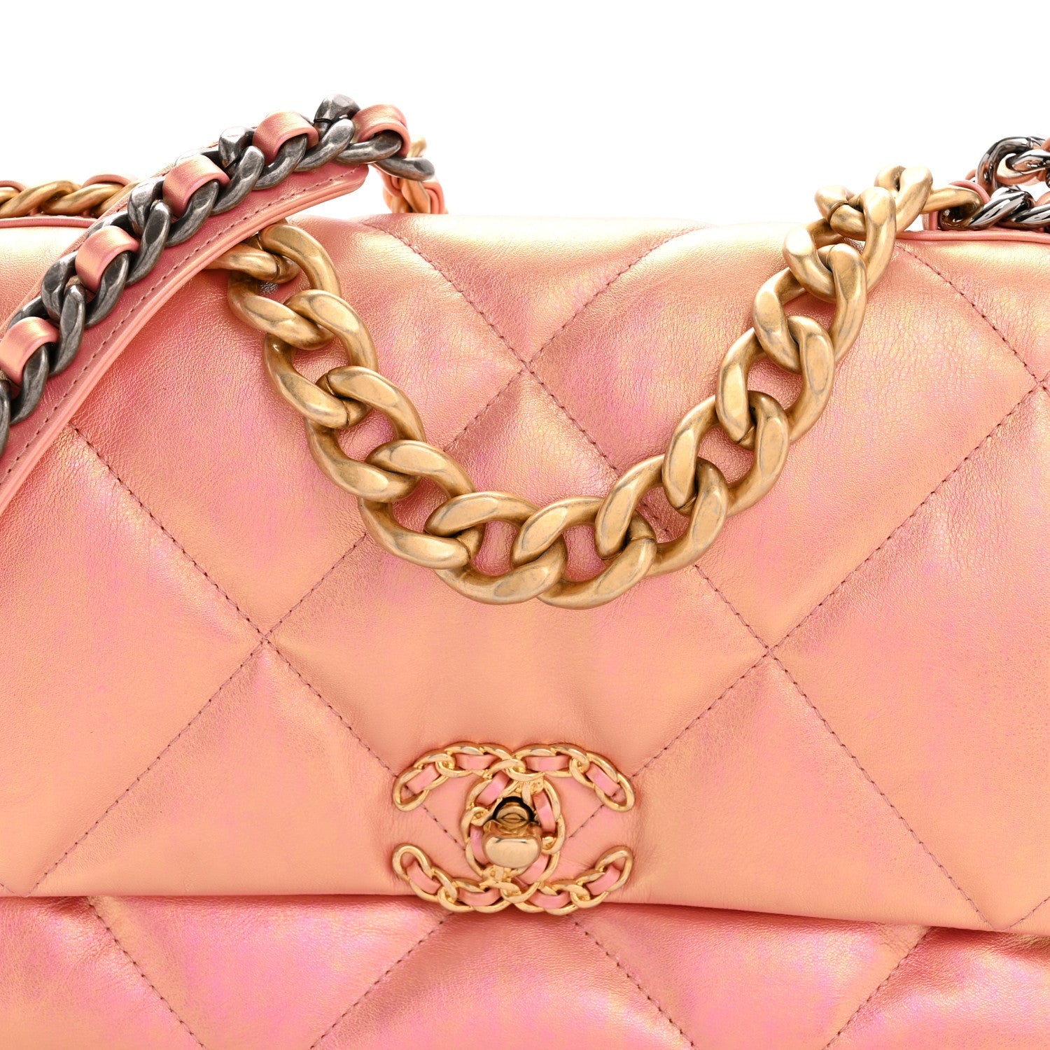 Iridescent Lambskin Quilted Large Chanel 19 Flap Pink