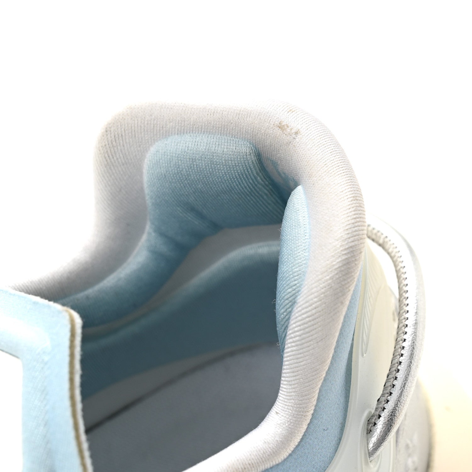 Patent Calfskin Technical Mesh Monogram Run 55 Sneakers 37 Bleu Clair