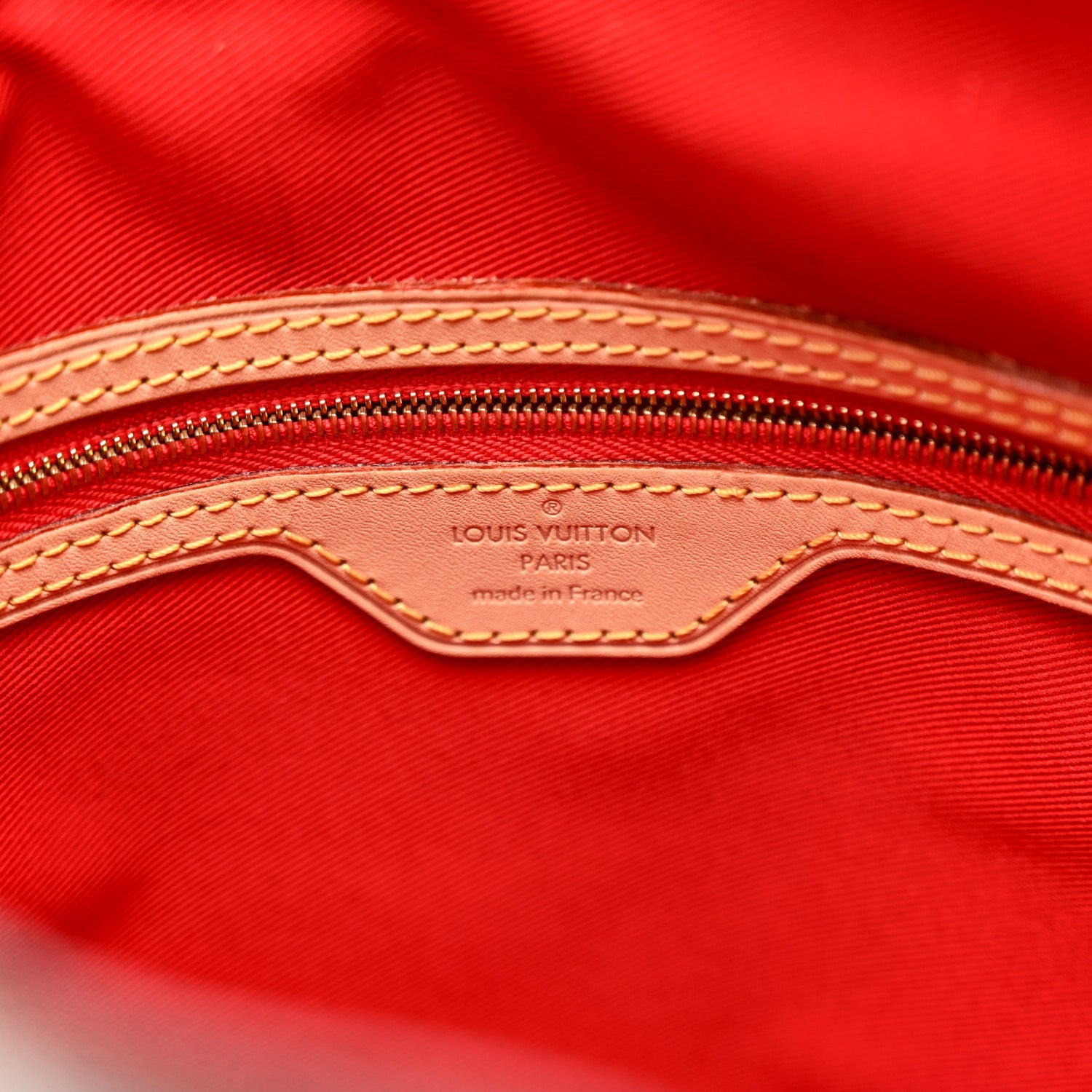 Monogram Carry It