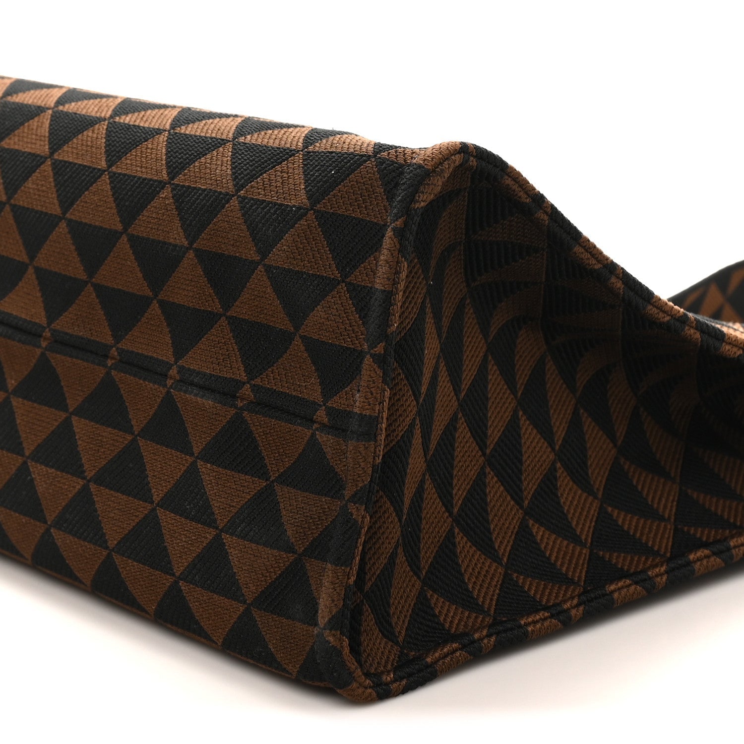 Jacquard Saffiano Triangolo Symbole Embroidered Shopping Tote Black Brucia