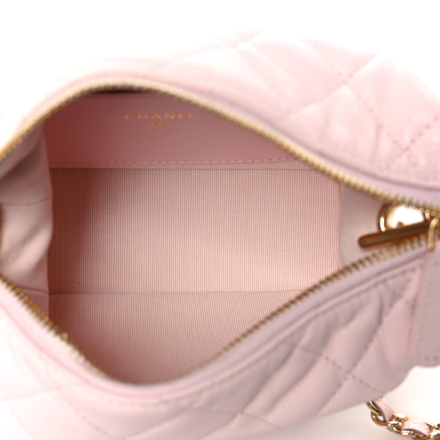 Shiny Caviar Hobo Clutch With Chain Light Pink