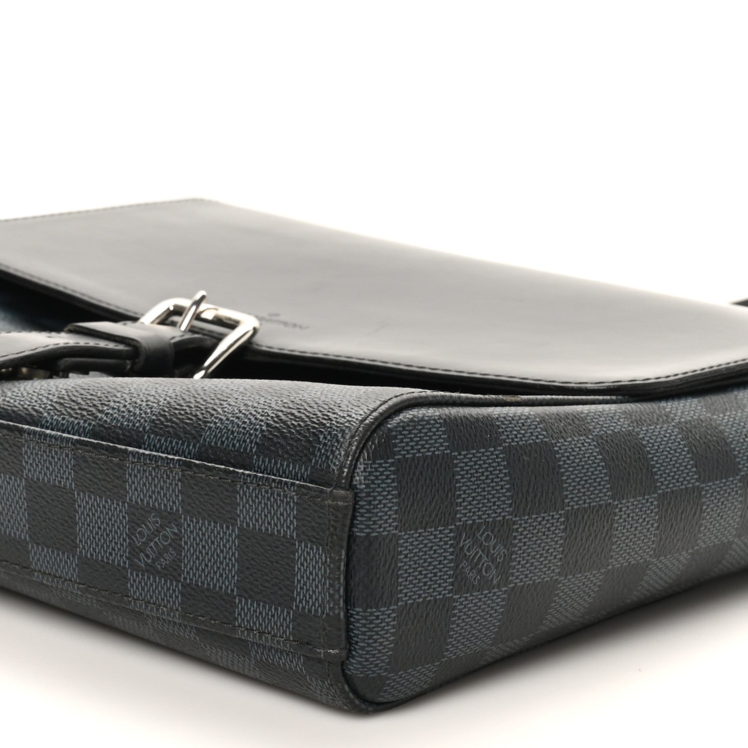 Damier Cobalt Newport Messenger PM