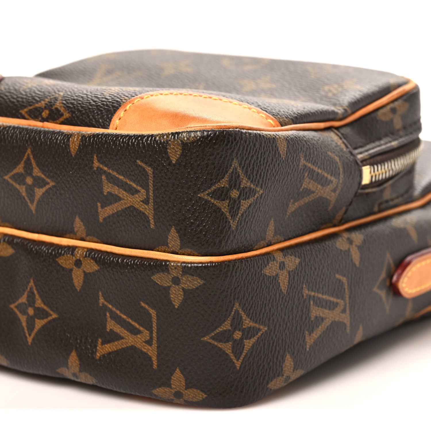 Monogram Amazone