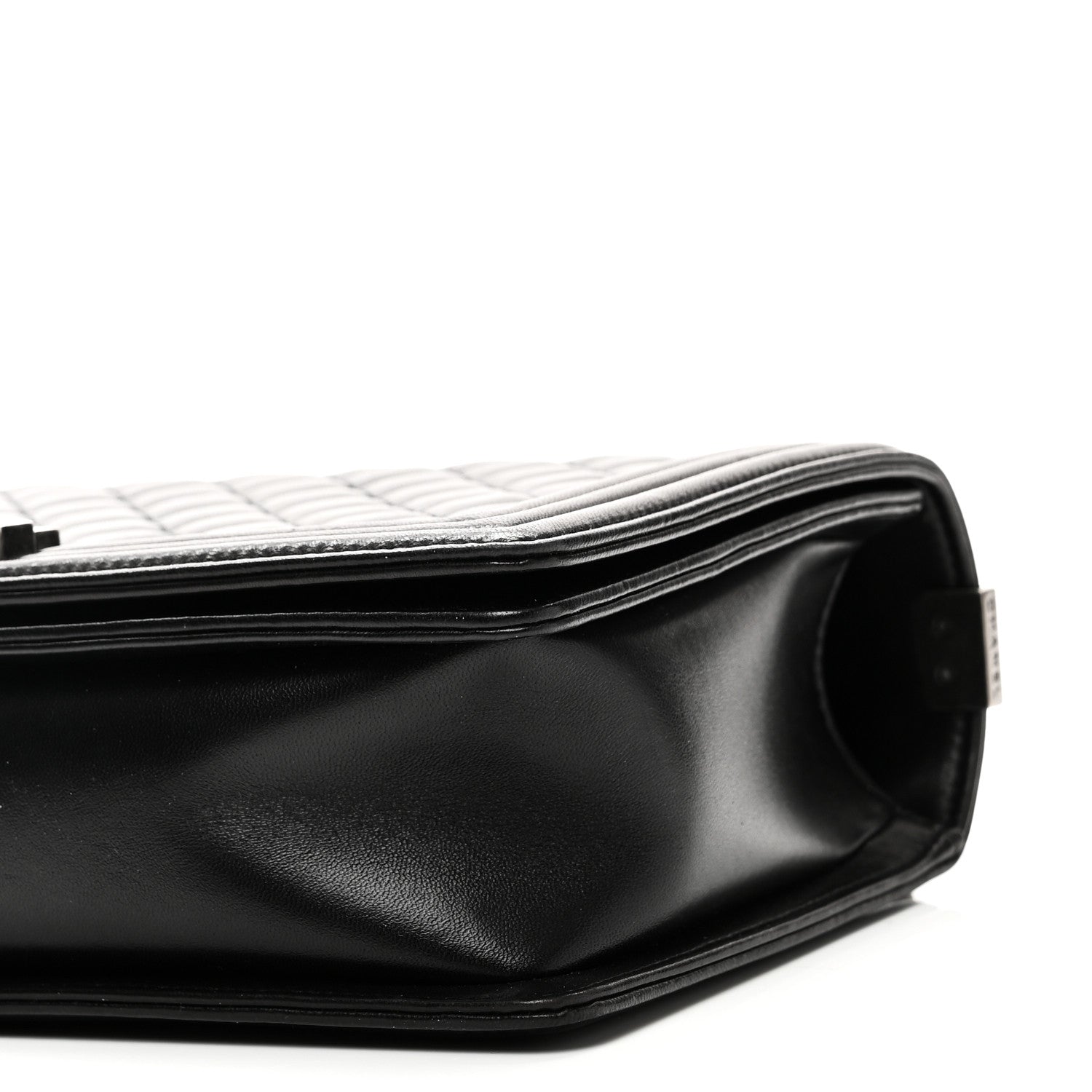 Lambskin Quilted New Medium Boy Flap Black