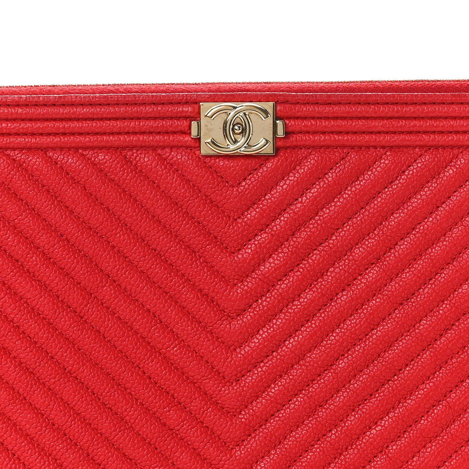 Caviar Chevron Quilted Medium Boy Cosmetic Case Red