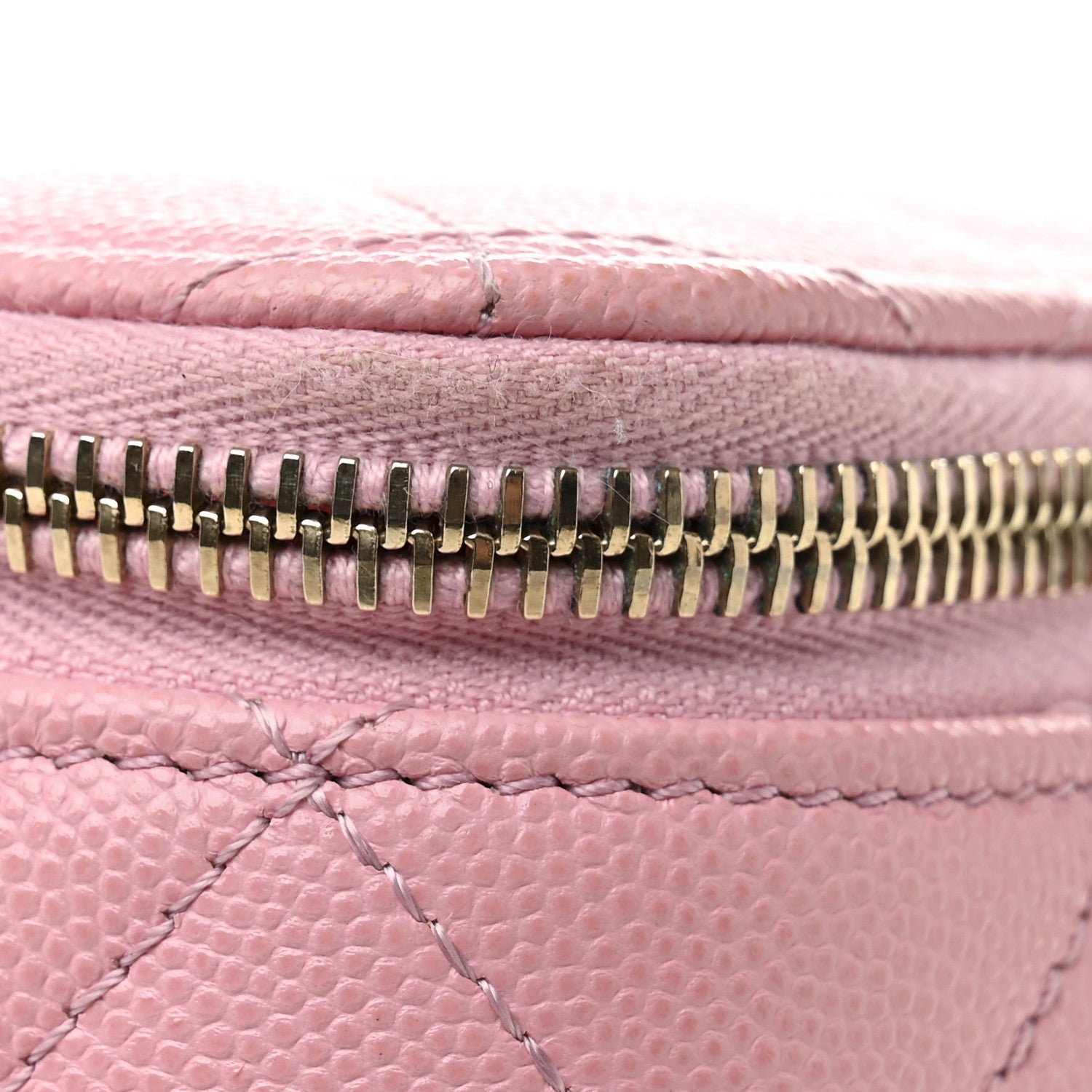 Caviar Quilted Tiny CC Vanity Case With Chain Pink