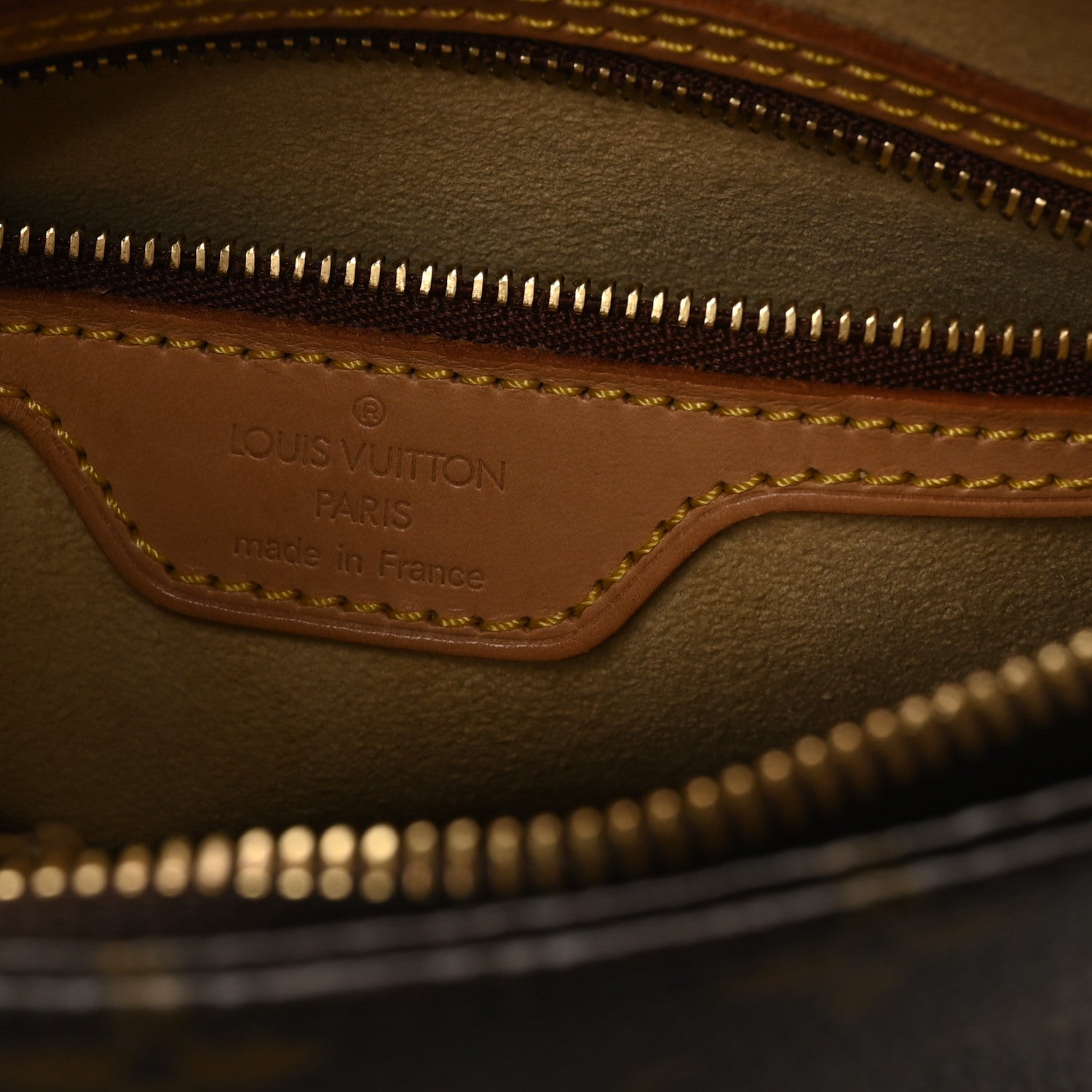 Monogram Looping MM