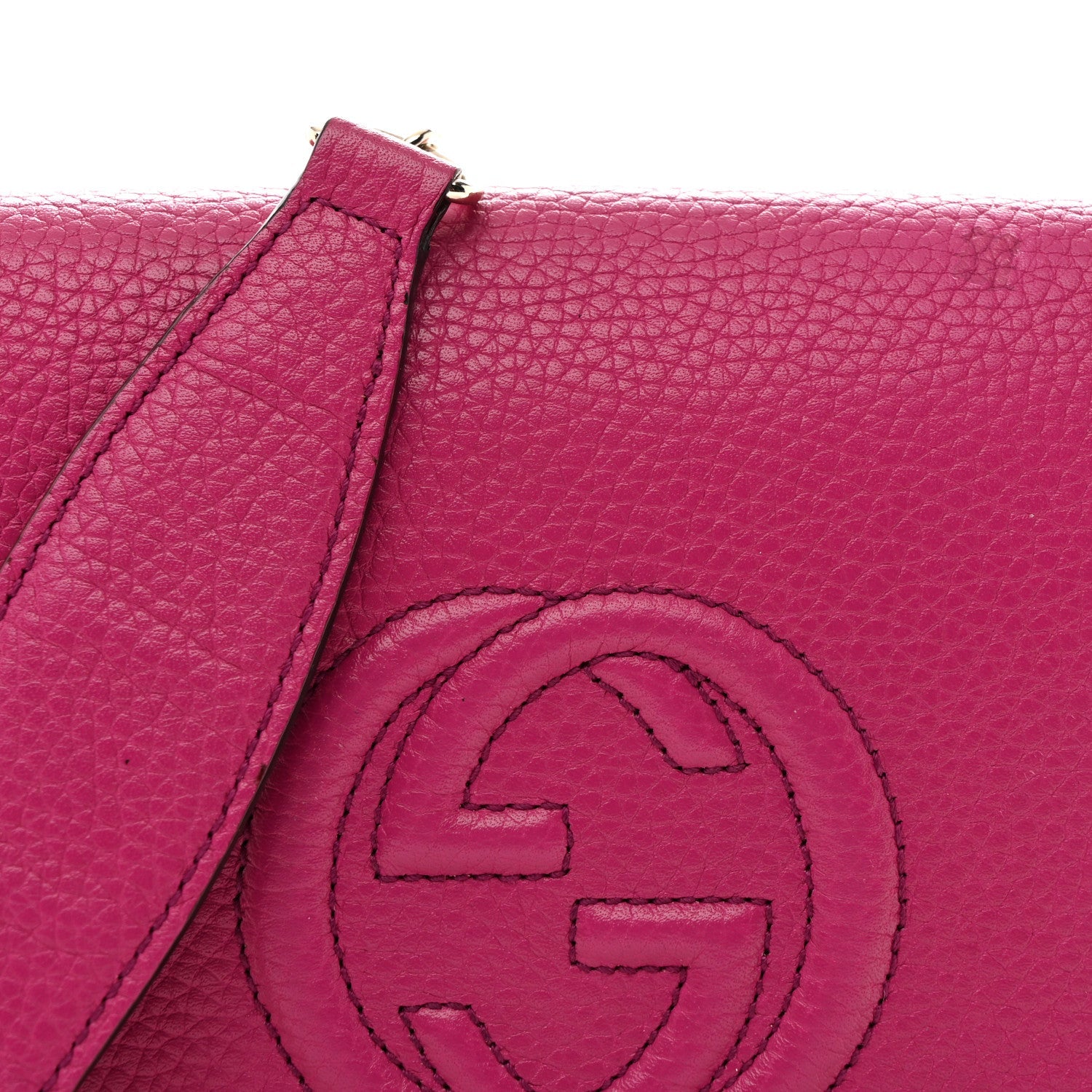 Pebbled Calfskin Soho Wallet on Chain Bright Bougainvillea