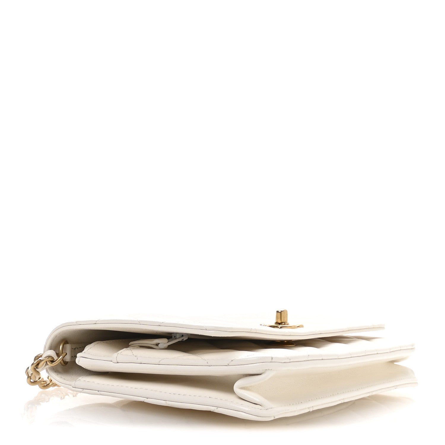 Lambskin Quilted CC Pearl Crush Wallet on Chain WOC White