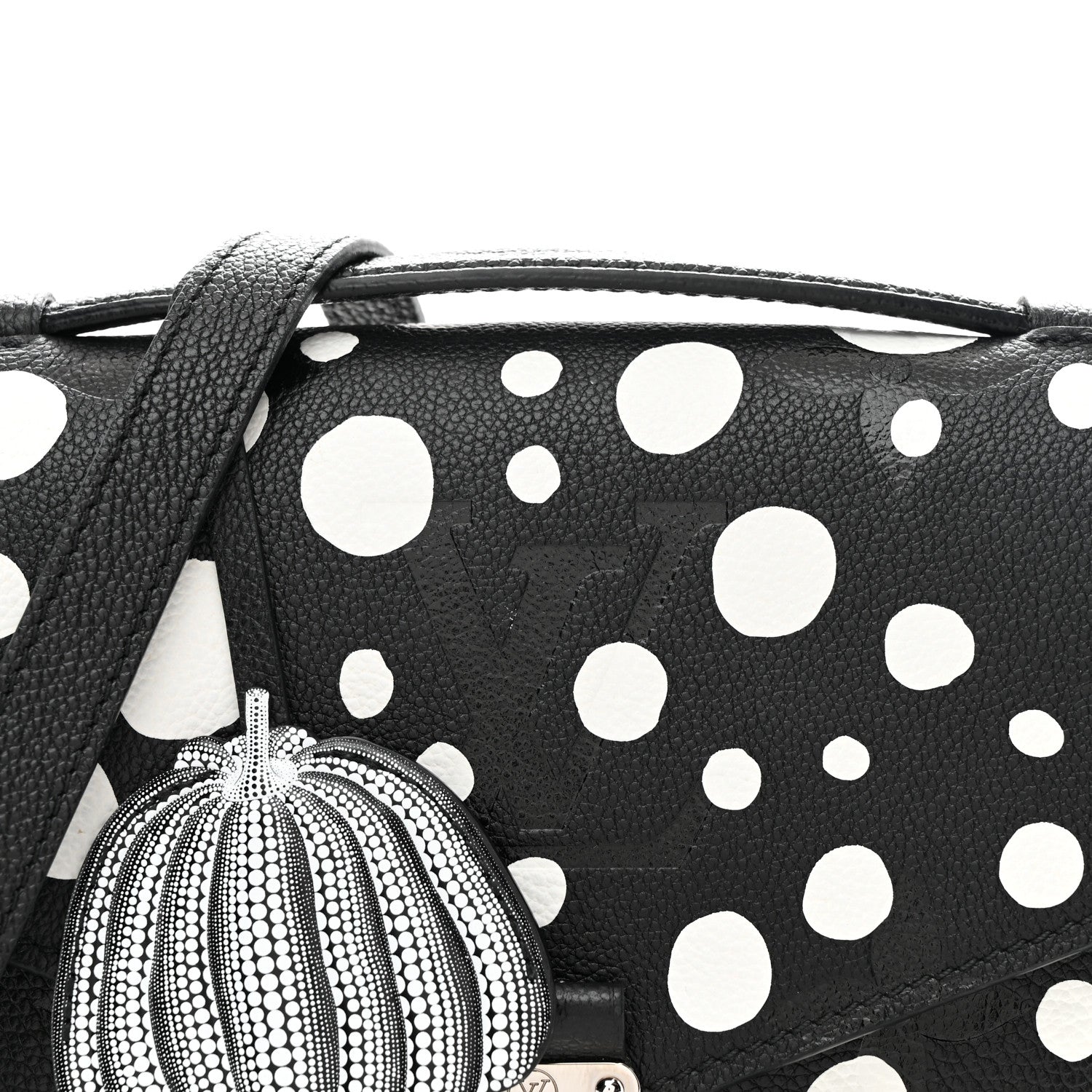 LV X YK Empreinte Monogram Giant Pochette Metis Black