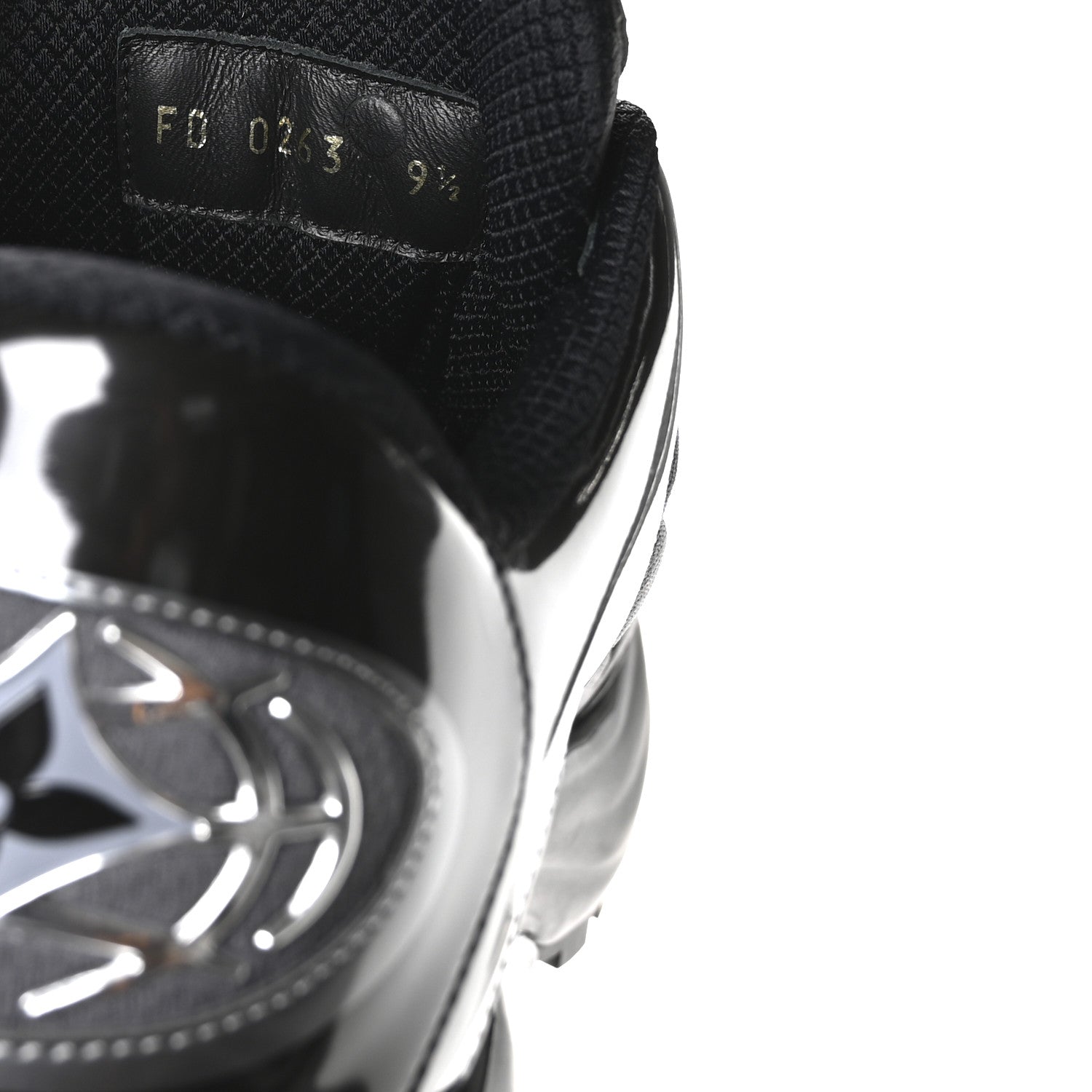 Monogram Discovery Lace Up Sneakers 9.5 Black Silver
