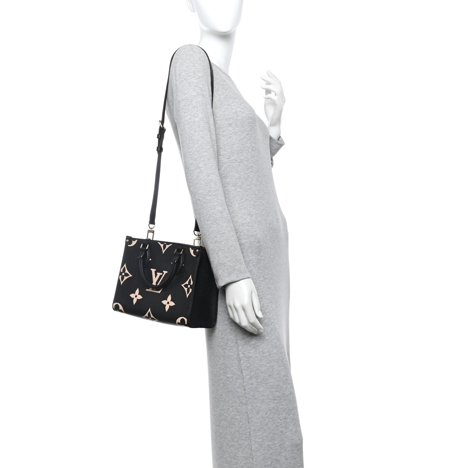 Empreinte Monogram Giant Onthego PM Black Beige