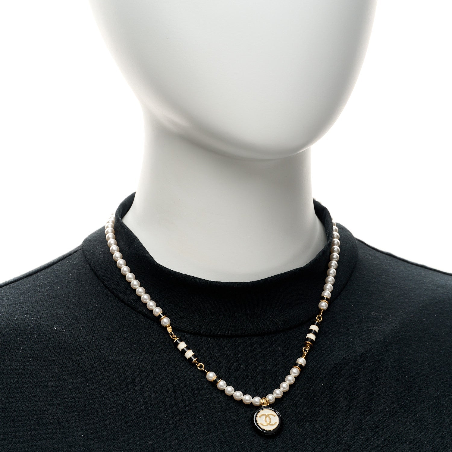 Pearl Enamel CC Short Necklace White Gold Black