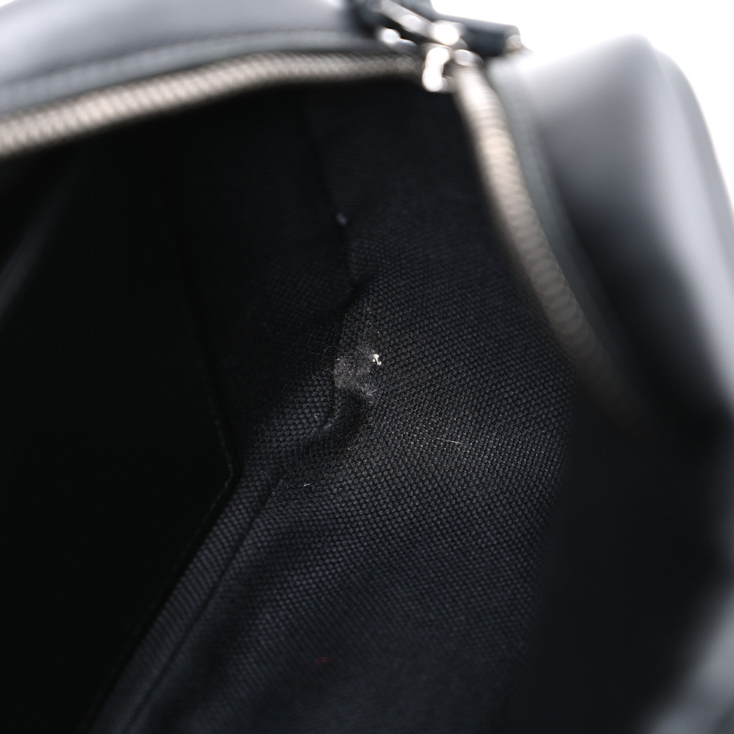 Calfskin Matelasse Monochrome Small GG Marmont Chain Shoulder Bag Black