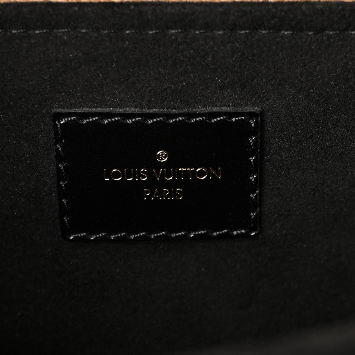 Reverse Monogram Pochette Metis