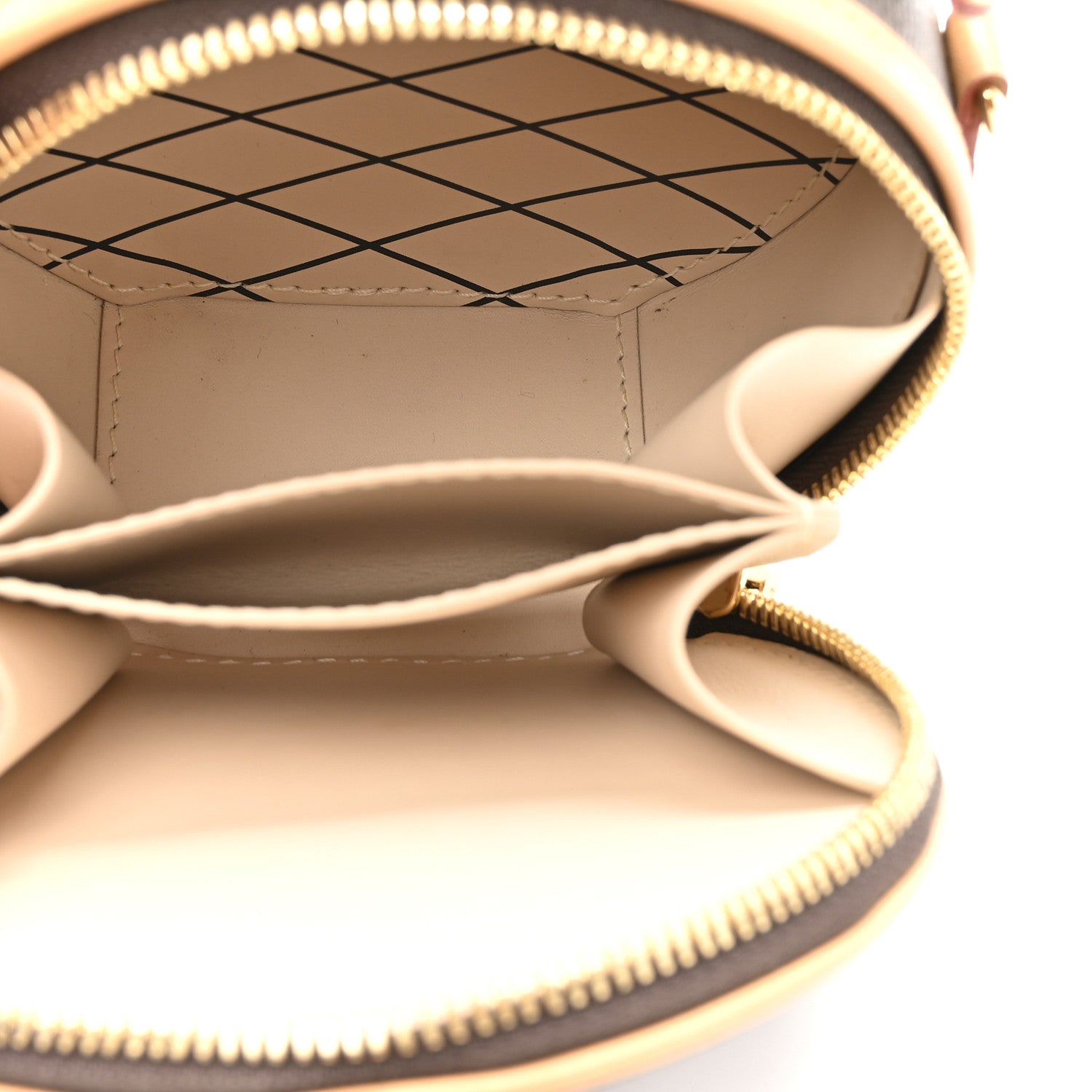 Monogram Mini Boite Chapeau
