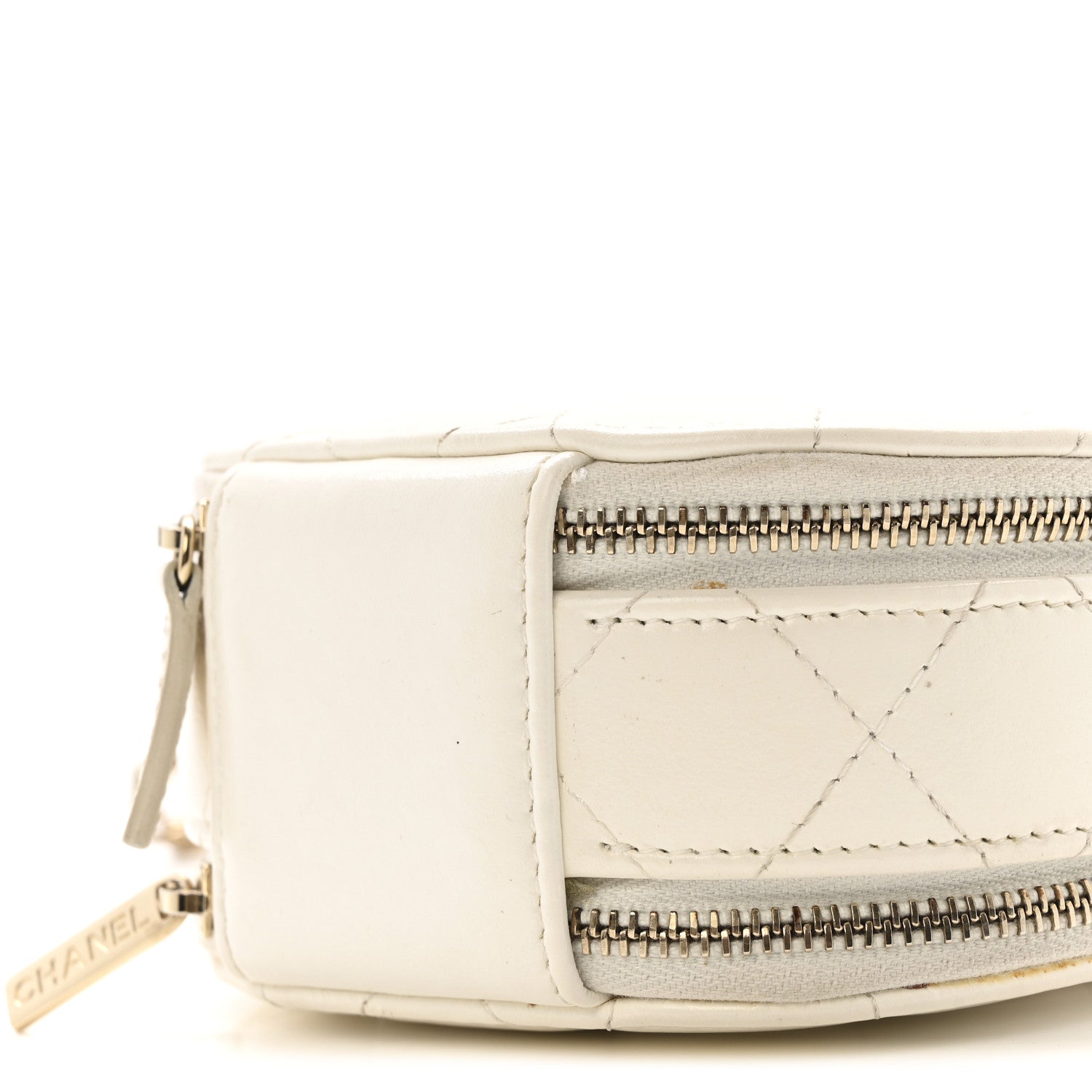 Lambskin Quilted Round Handle With Care Vanity With Chain White