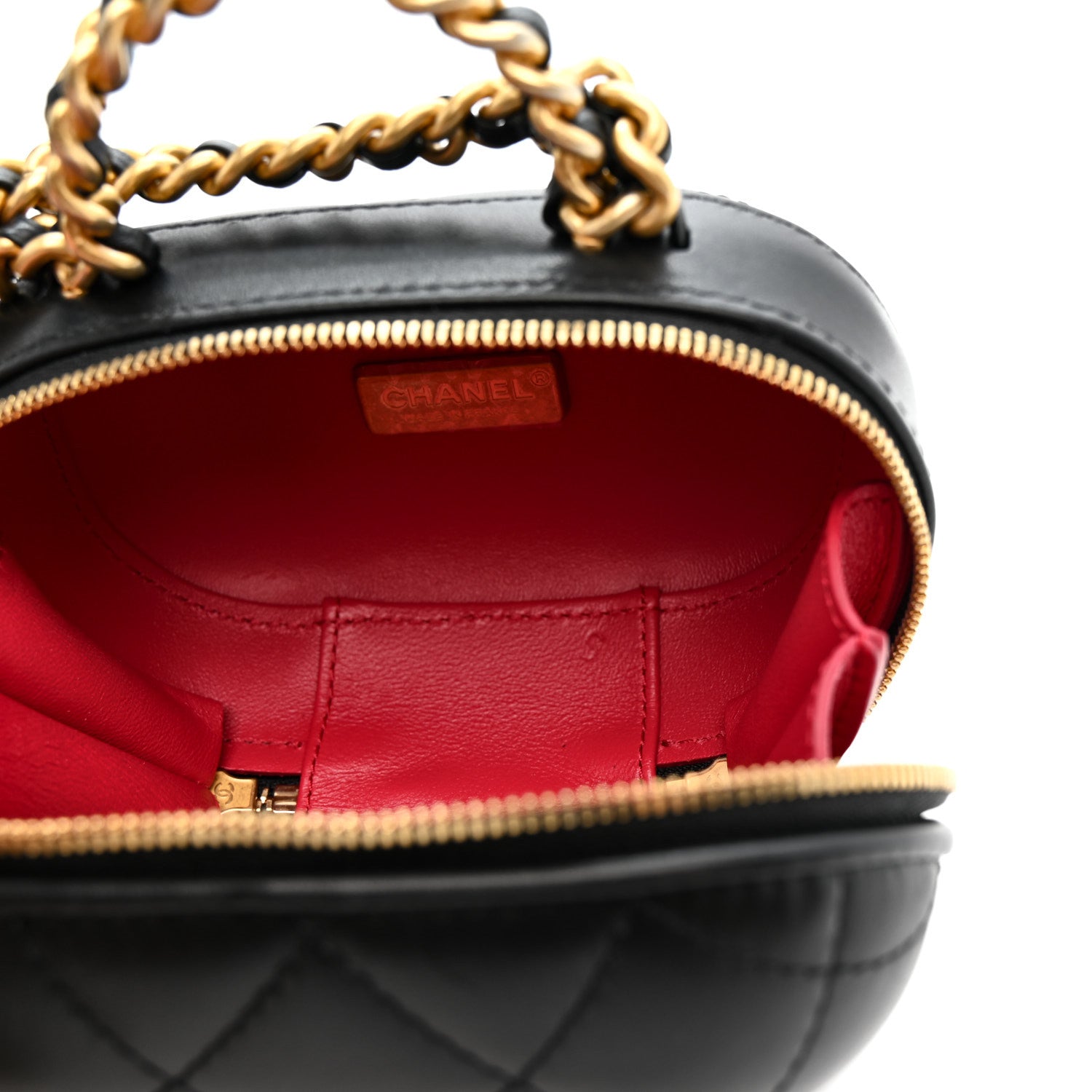 Lambskin Quilted CC Bubble Vanity Case With Chain Black