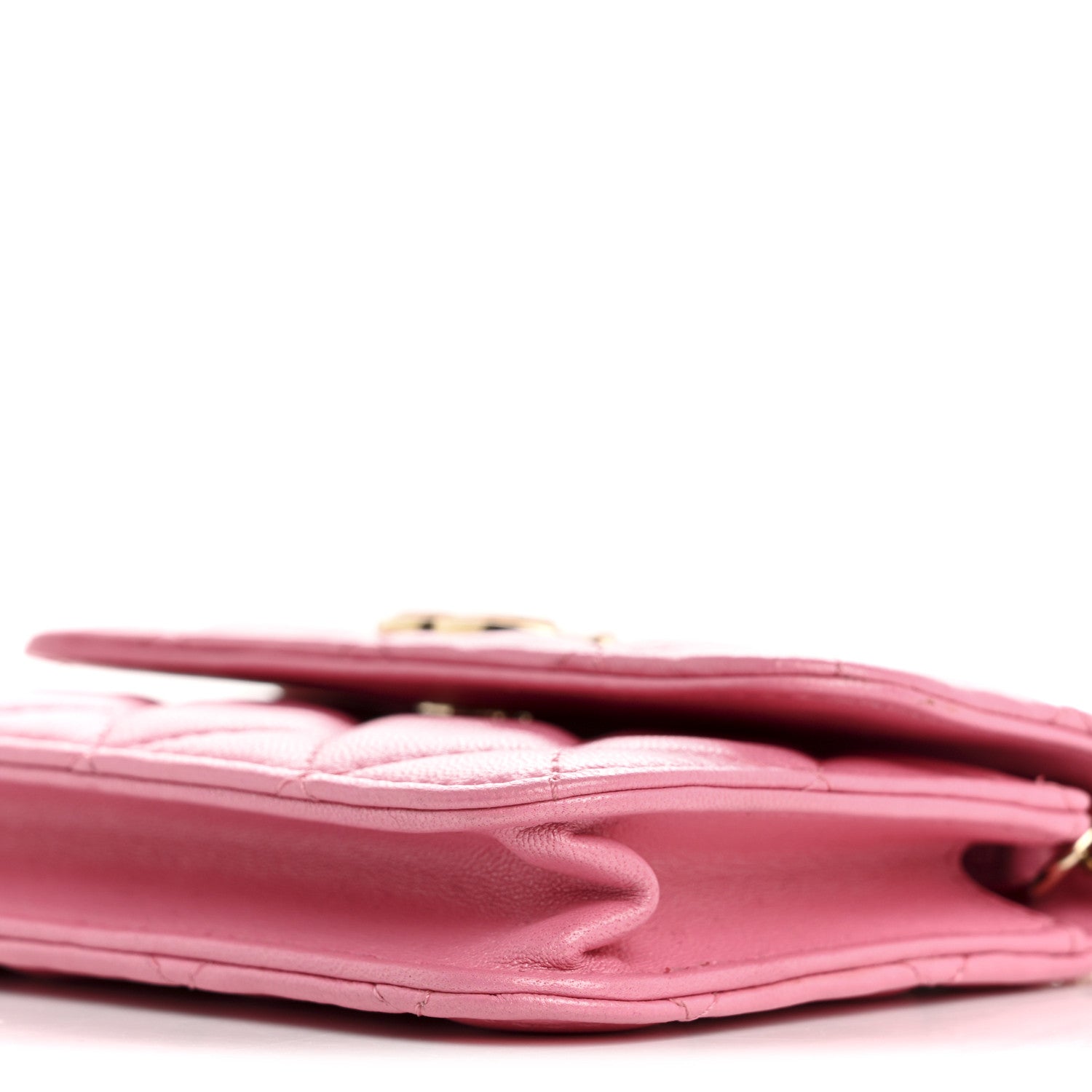 Iridescent Lambskin Quilted Heart Bead Clutch With Chain Pink