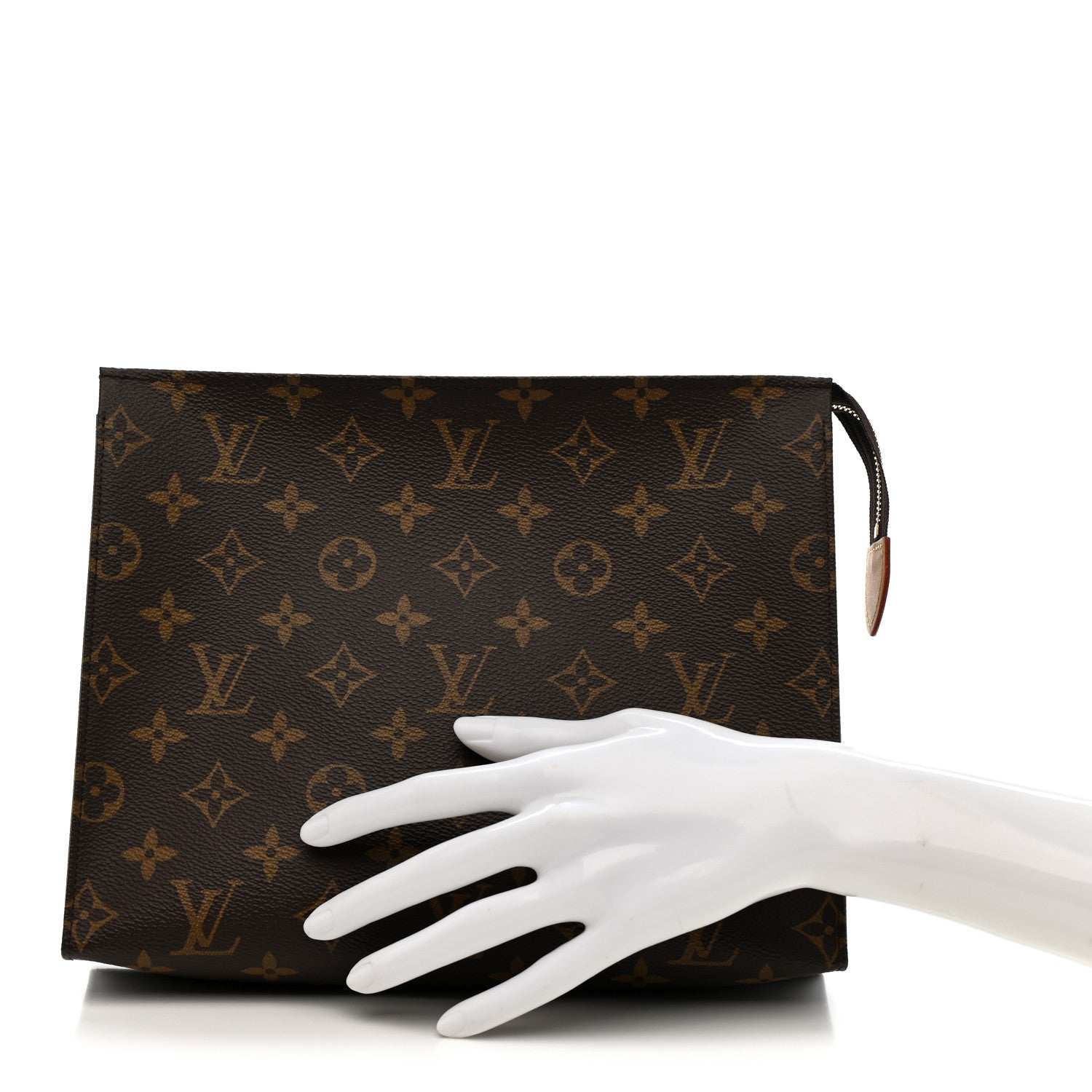 Monogram Poche Toilette 26
