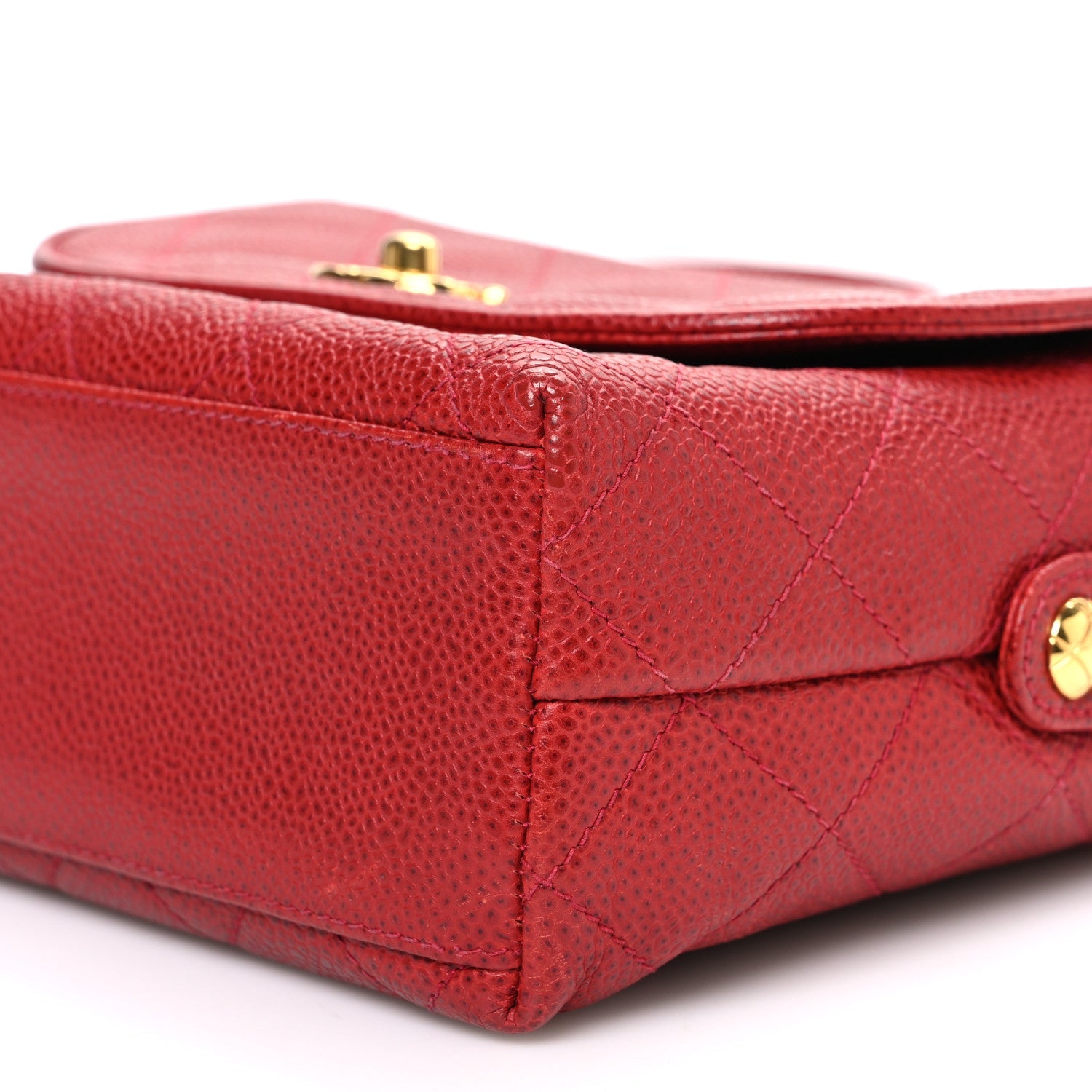 Caviar Quilted Shoulder Bag Red