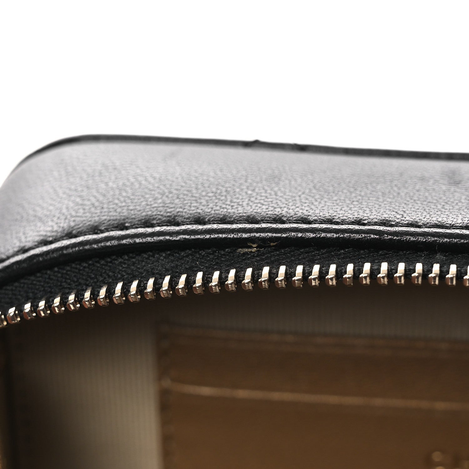 Lambskin Quilted CC Pearl Crush Camera Case Black