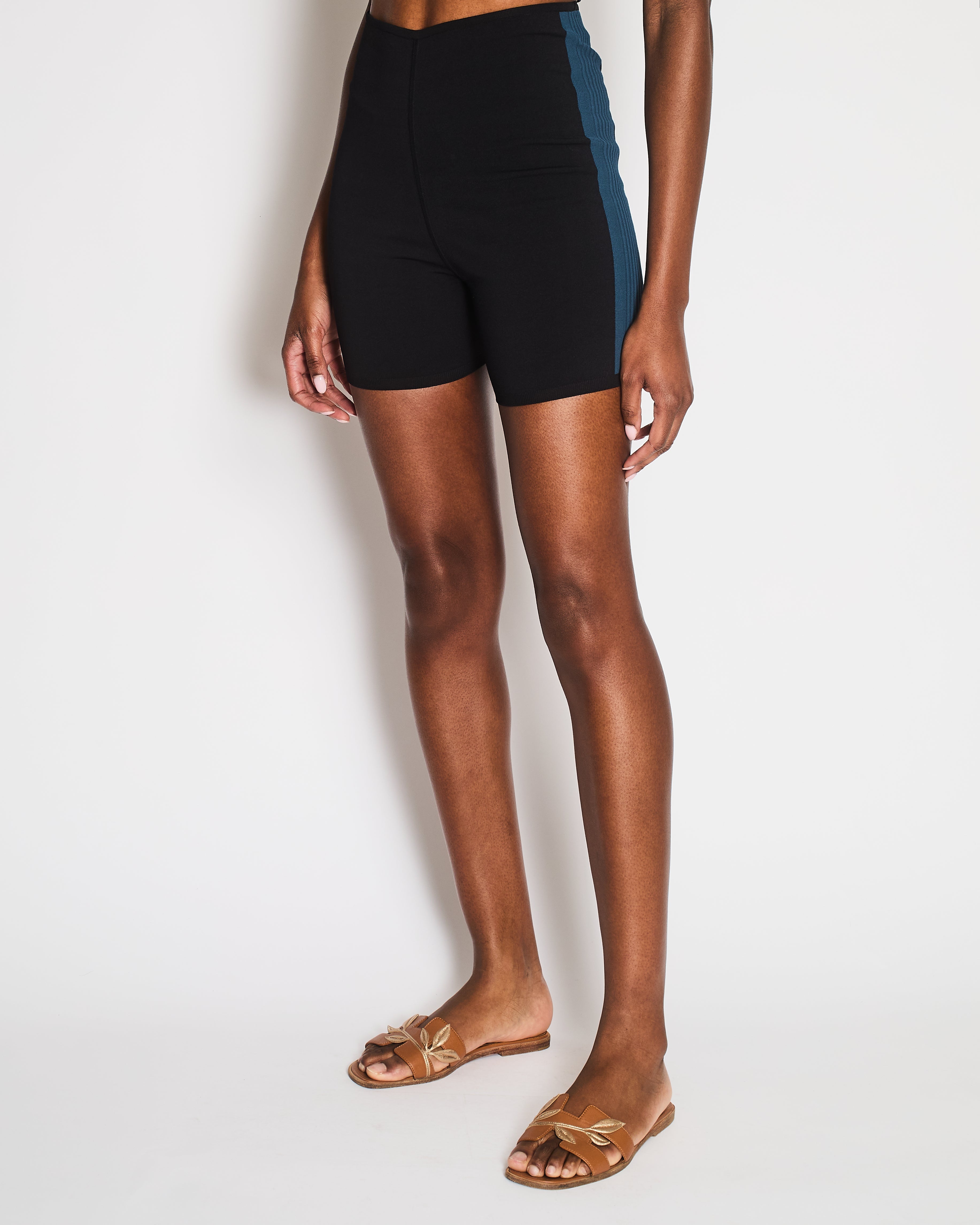 Hermès Black Top and Shorts Sports Set with Blue Ribbed Bands Detail Size S (UK 8) RRP £865