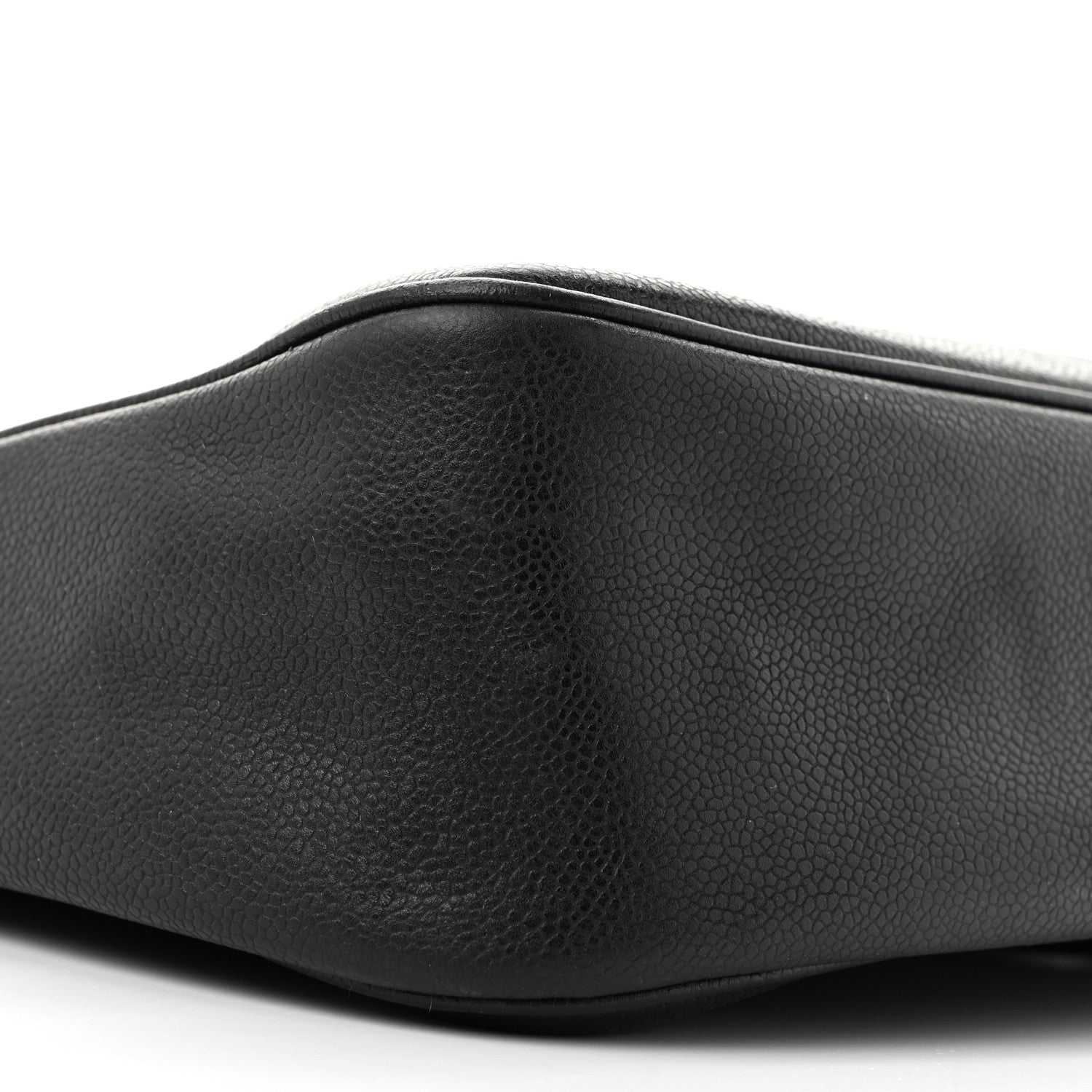 Caviar CC Hobo Black