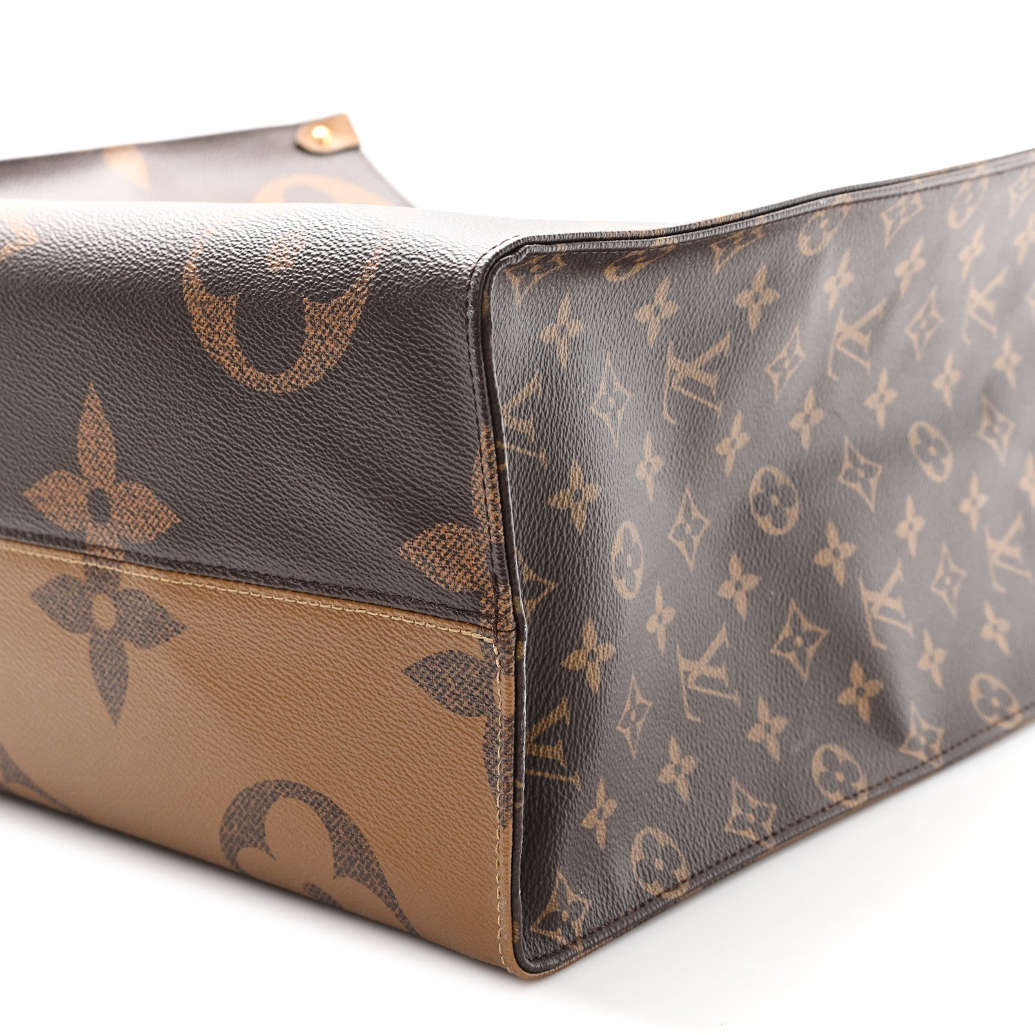Reverse Monogram Giant Onthego GM