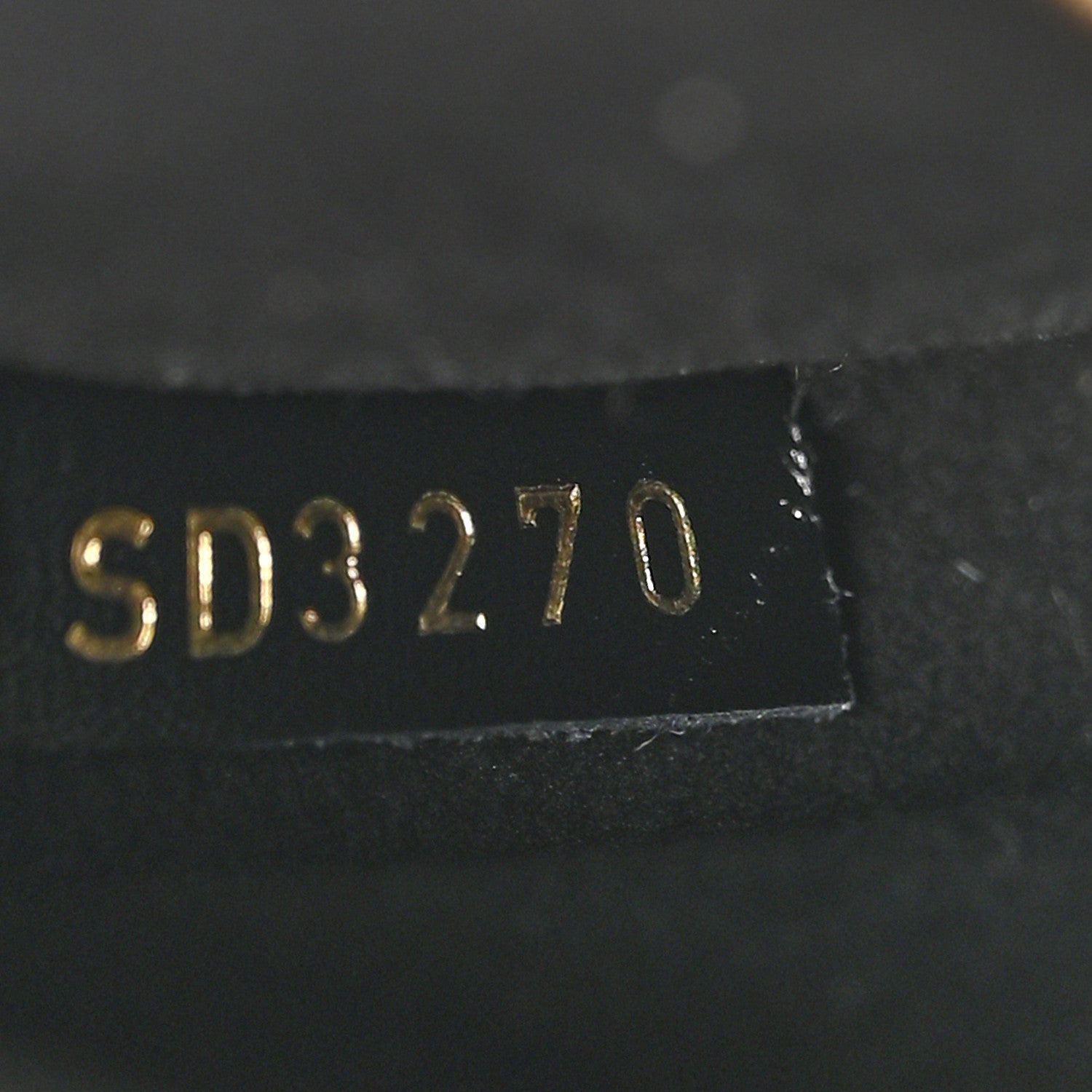 Reverse Monogram Pochette Metis