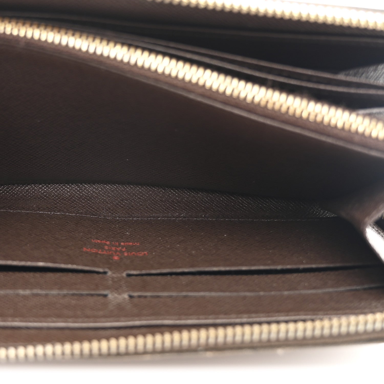 Damier Ebene Zippy Wallet
