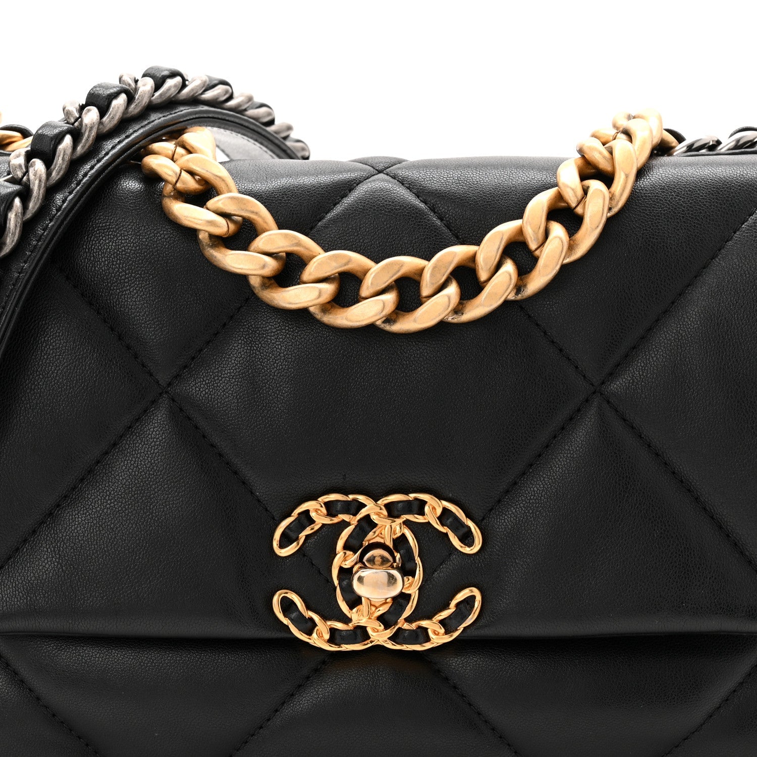 Lambskin Quilted Medium Chanel 19 Flap Black