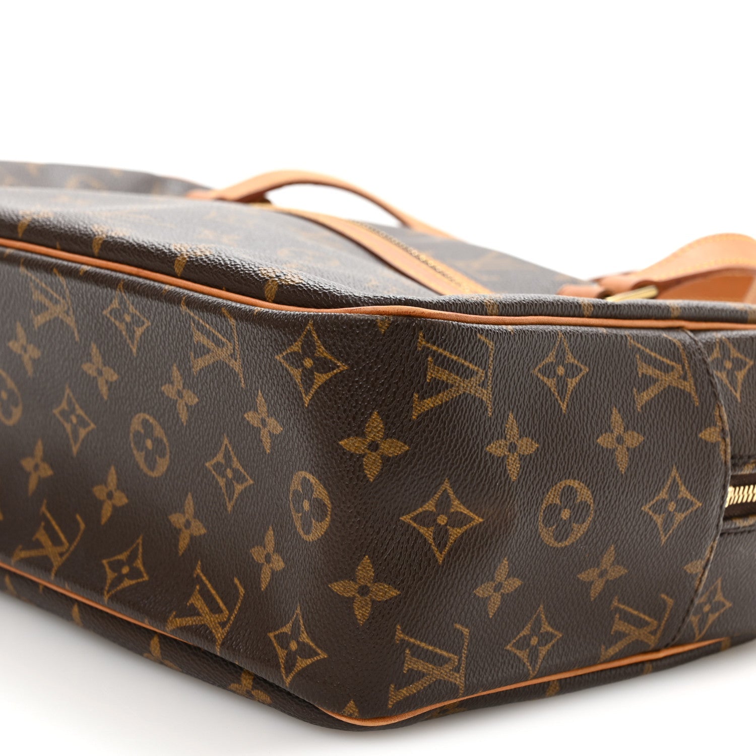 Monogram Cite GM