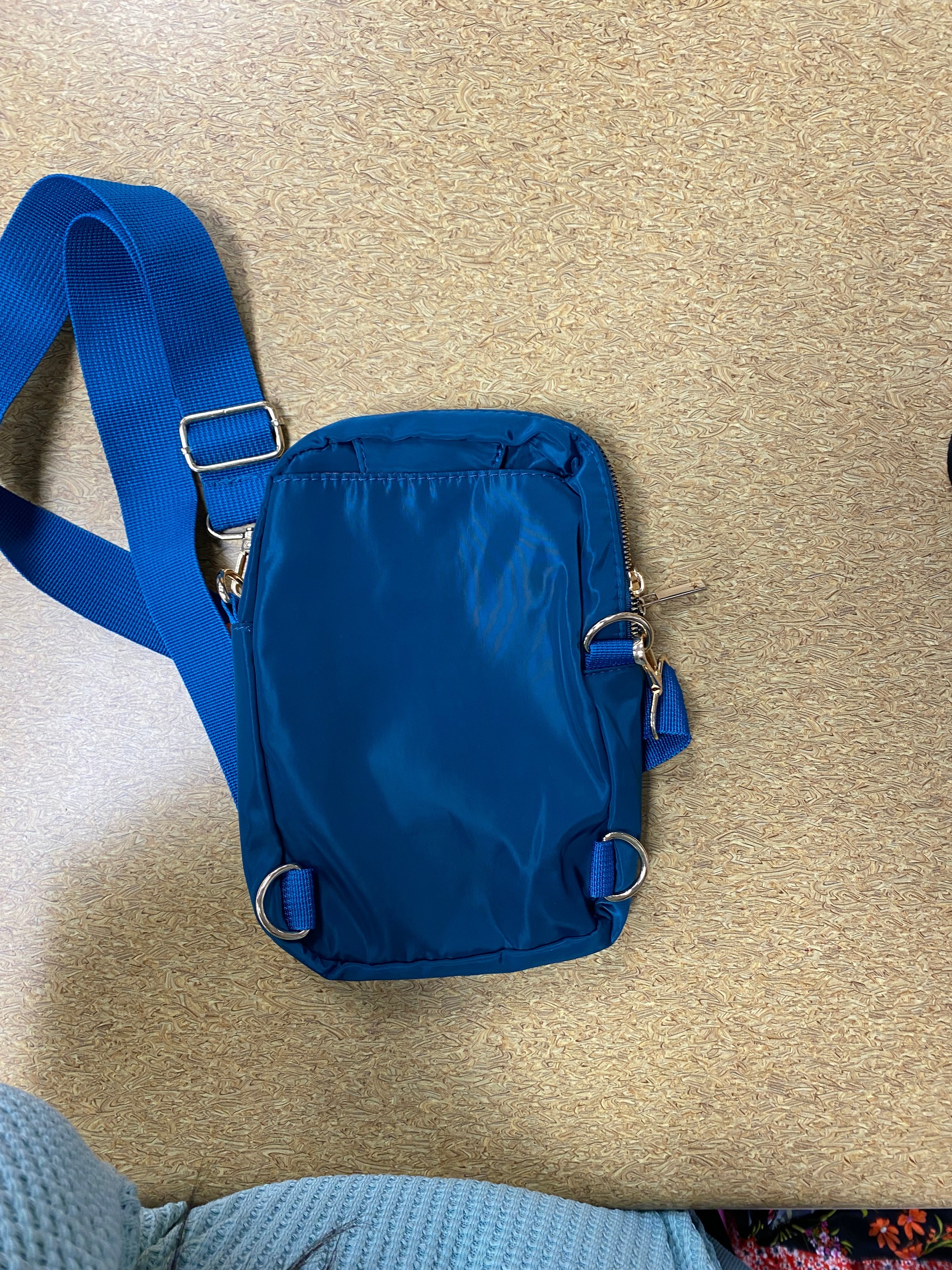Crossbody By Kedzie In Teal, Size:Small