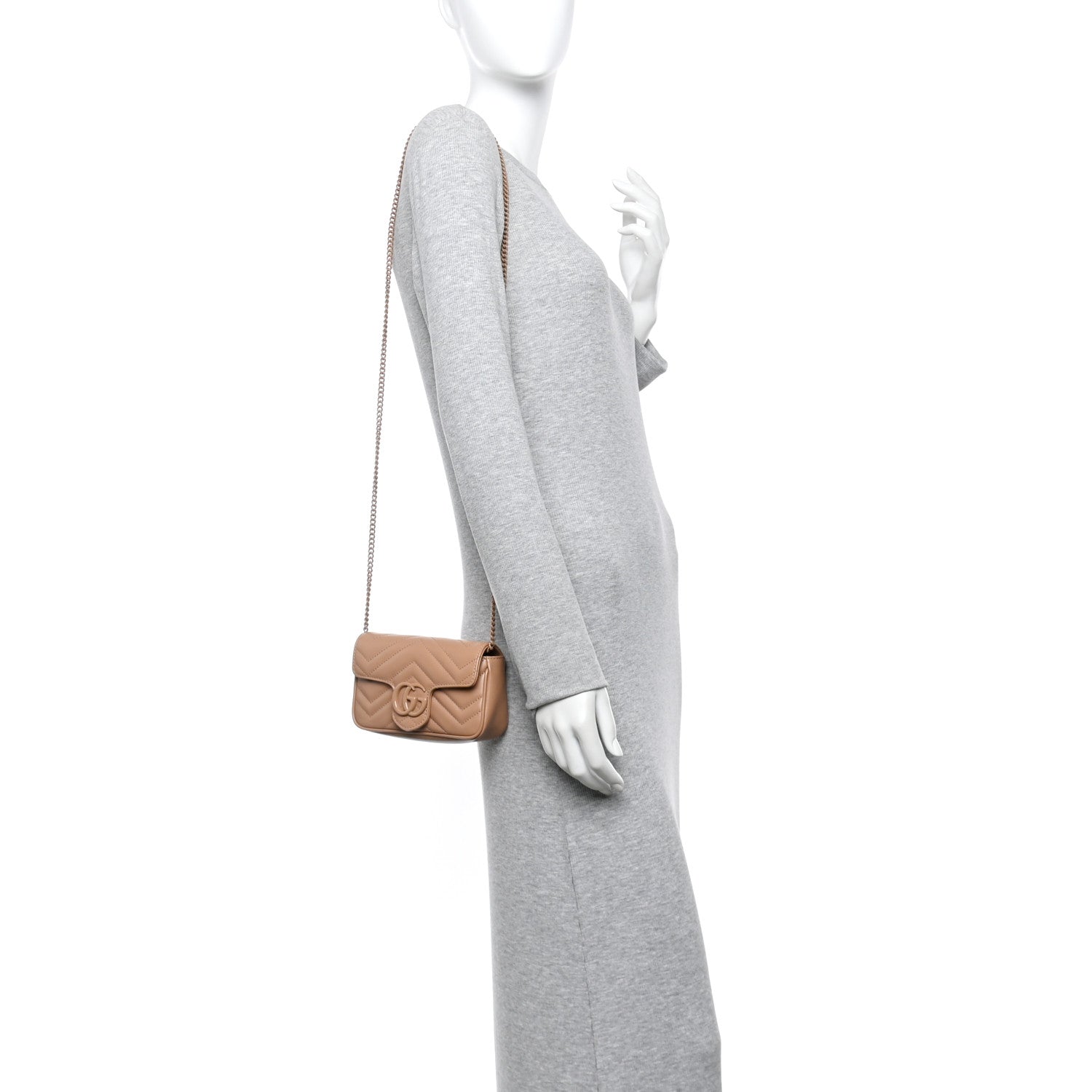 Calfskin Matelasse Monochrome Super Mini GG Marmont Shoulder Bag Camelia