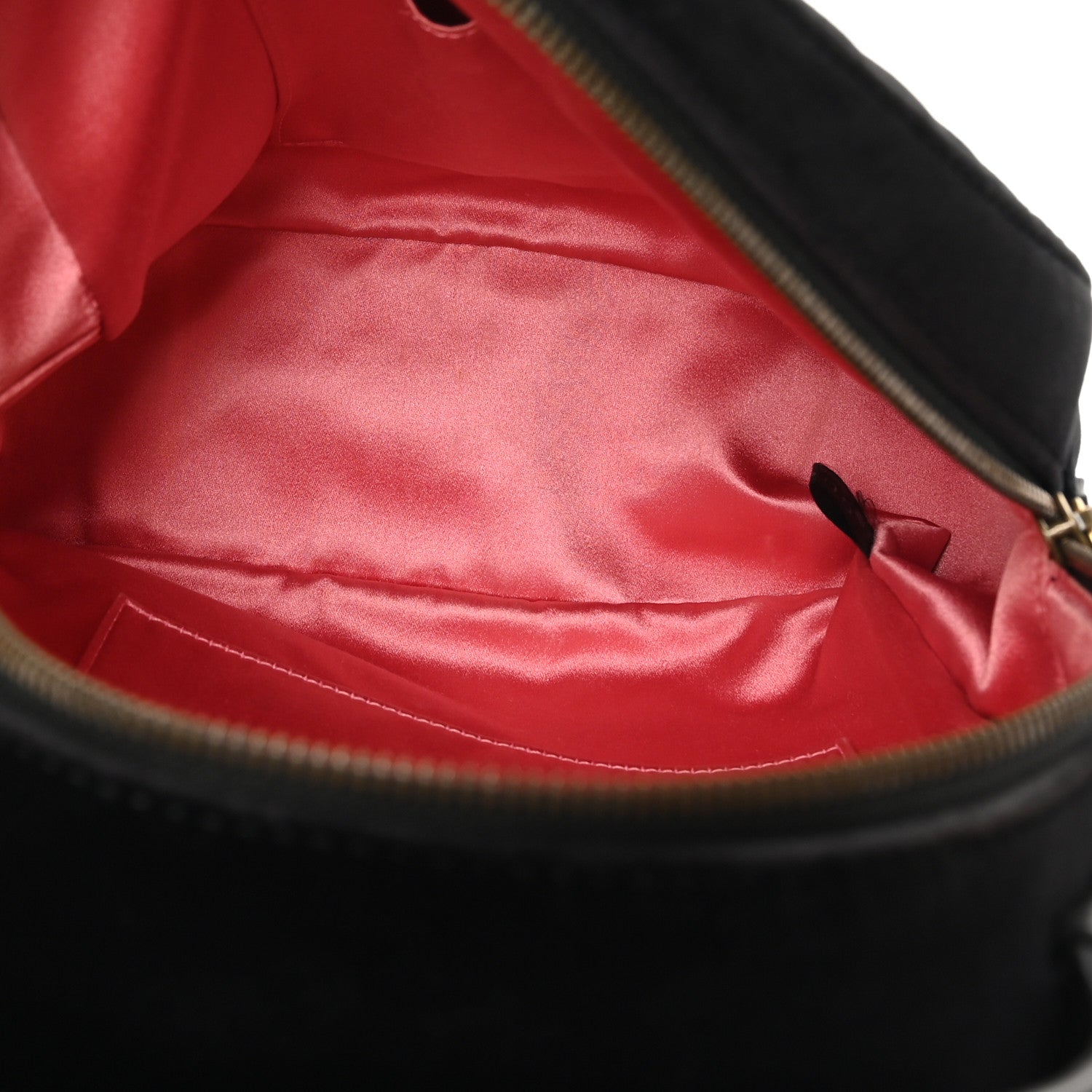 Velvet Matelasse GG Marmont Dome Backpack Black