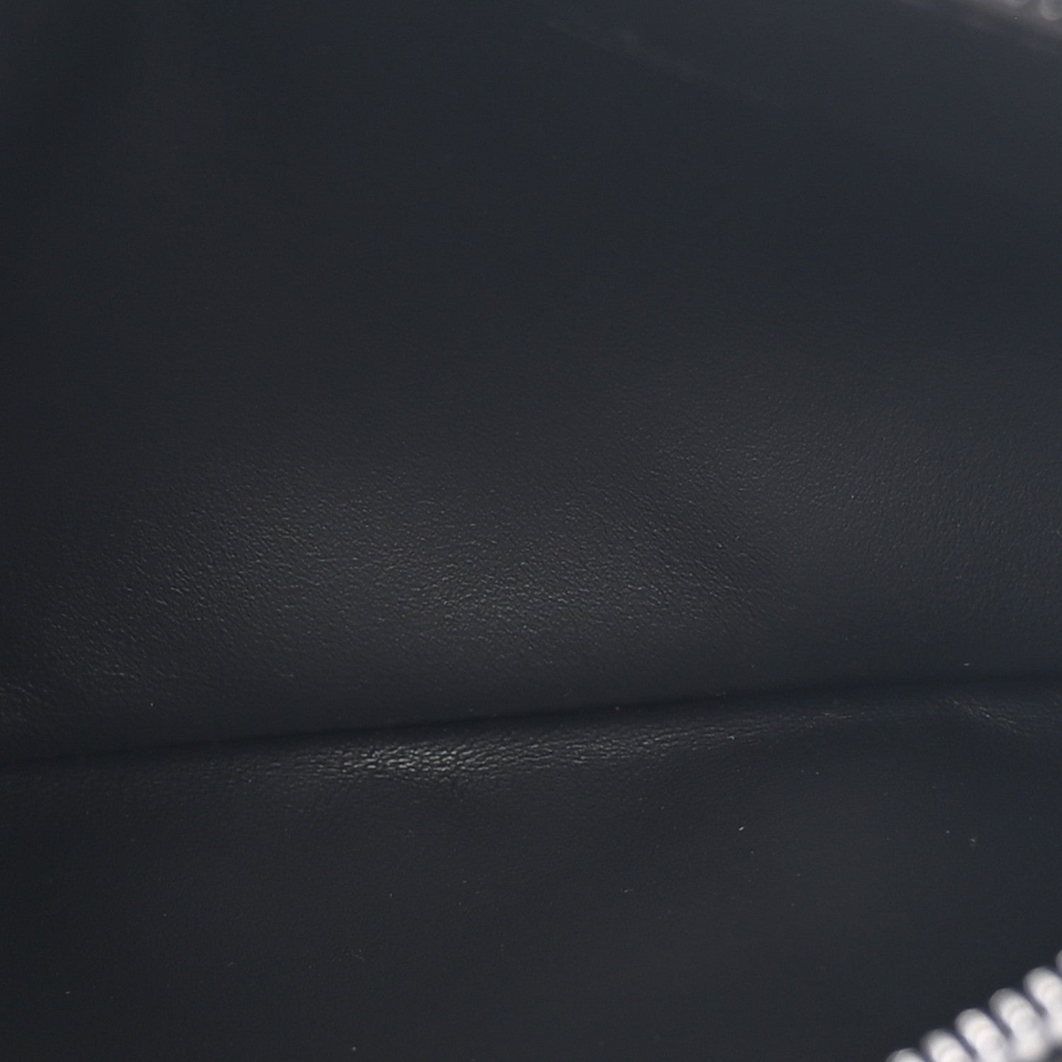 Calfskin Monogram Speedy P9 Bandouliere 40 Ultra Black
