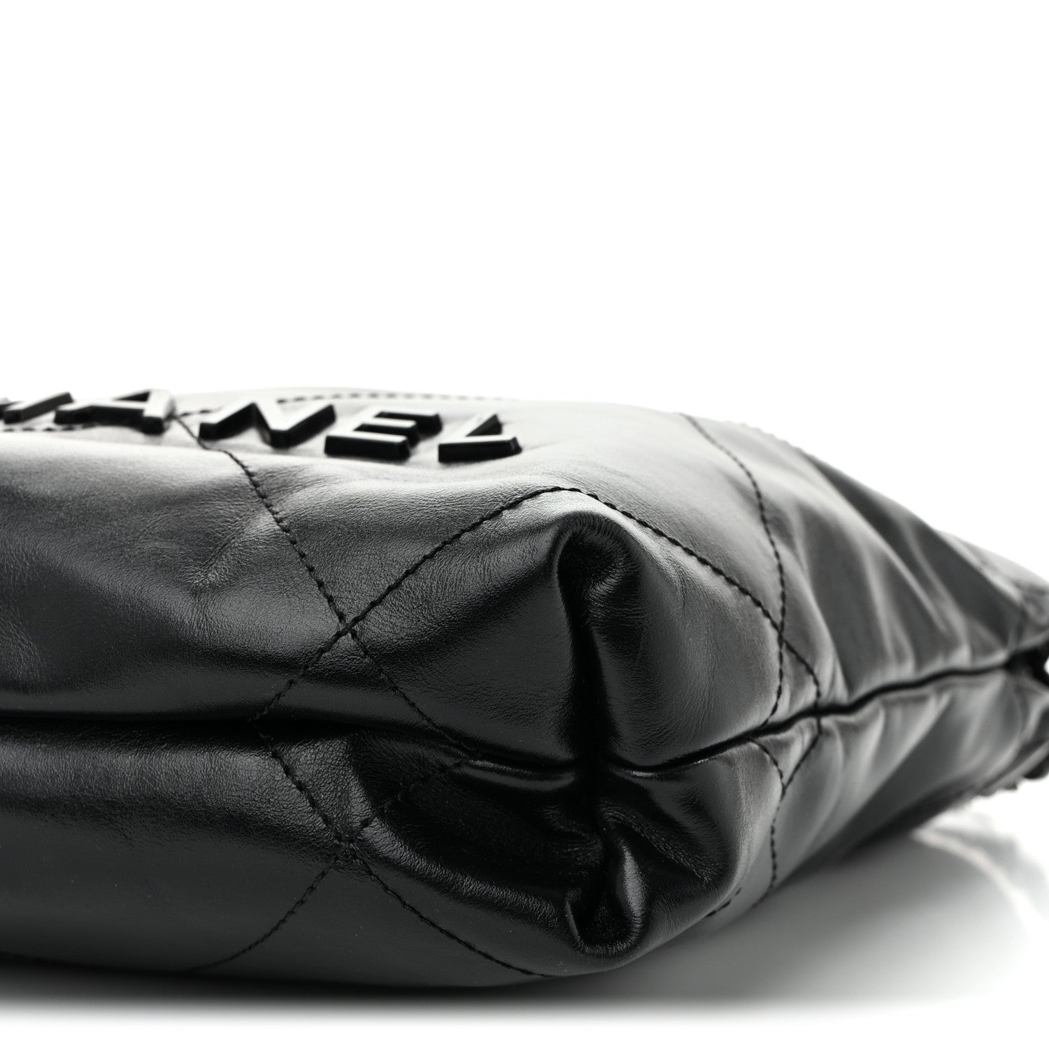 Shiny Calfskin Quilted Mini Chanel 22 So Black