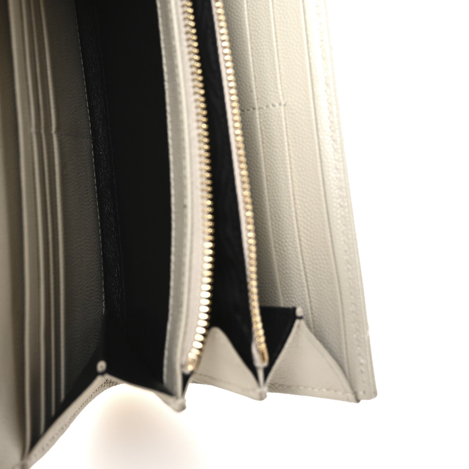 Grain De Poudre Matelasse Chevron Monogram Flap Wallet Crema Soft