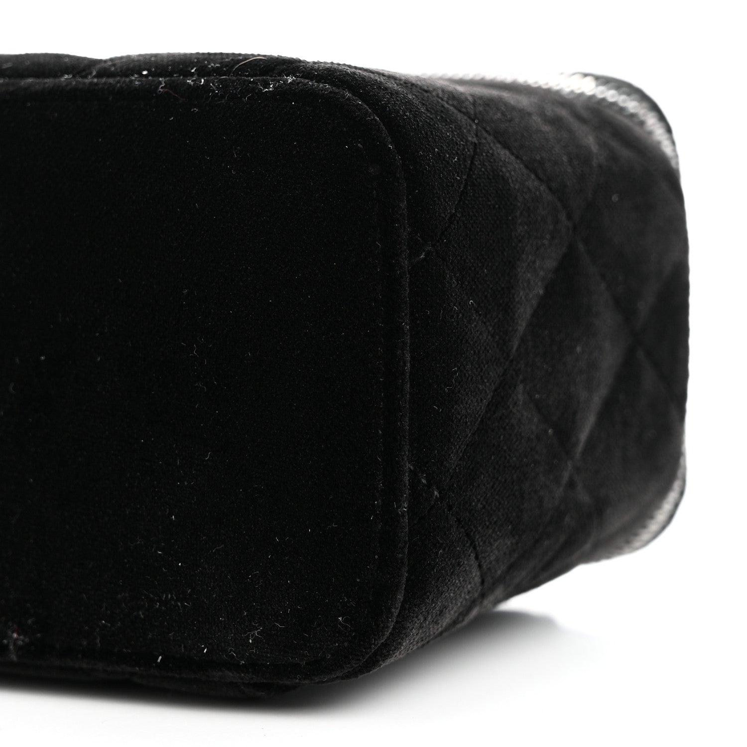 Velvet Quilted Small Vanity Case With Chain Black