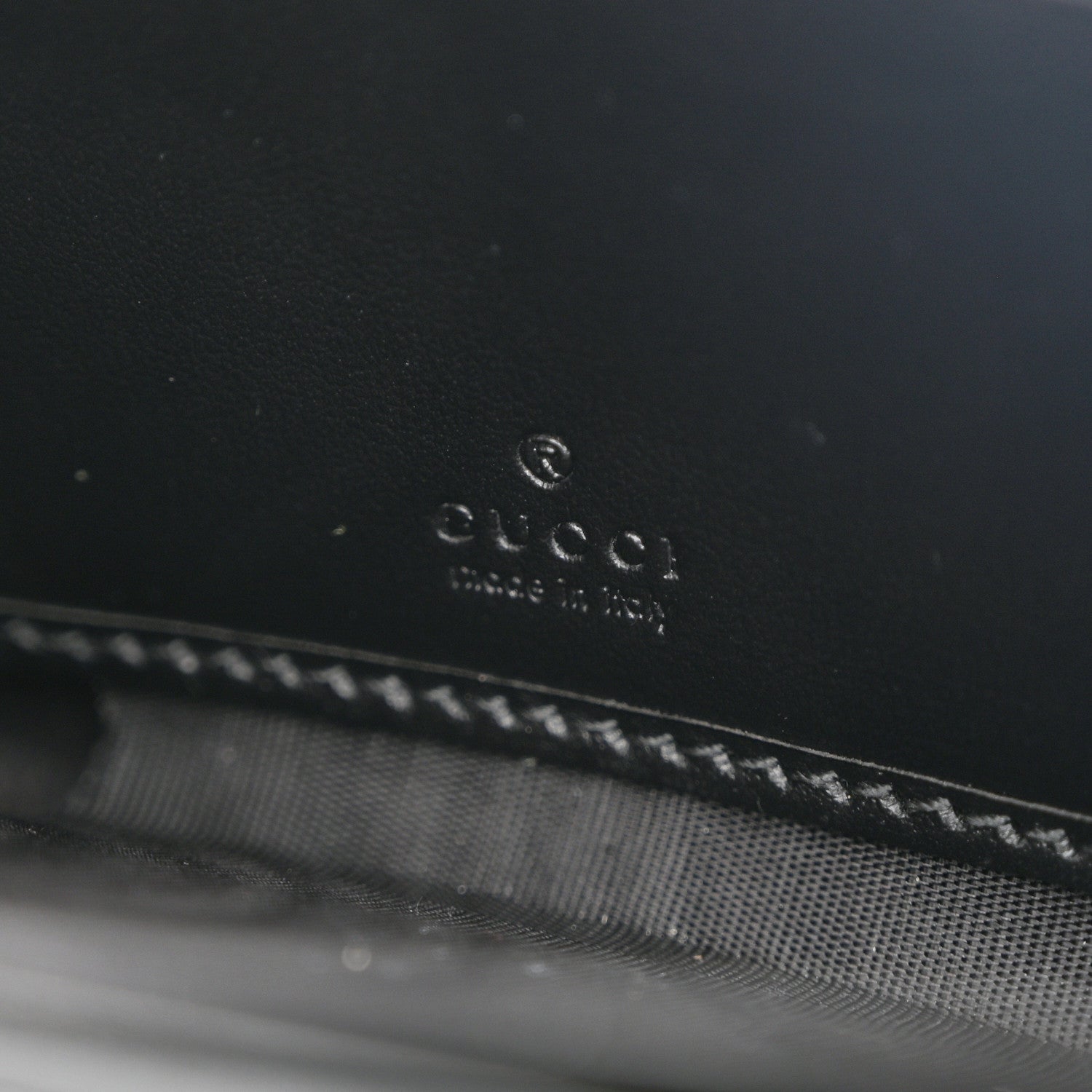 Calfskin Matelasse GG Marmont Zip Around Wallet Black