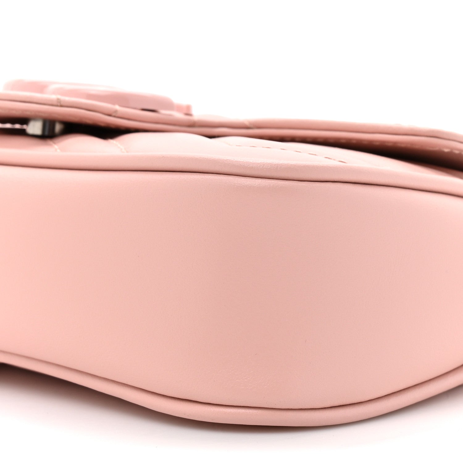 Calfskin Matelasse Monochrome GG Marmont Chain Belt Bag Perfect Pink